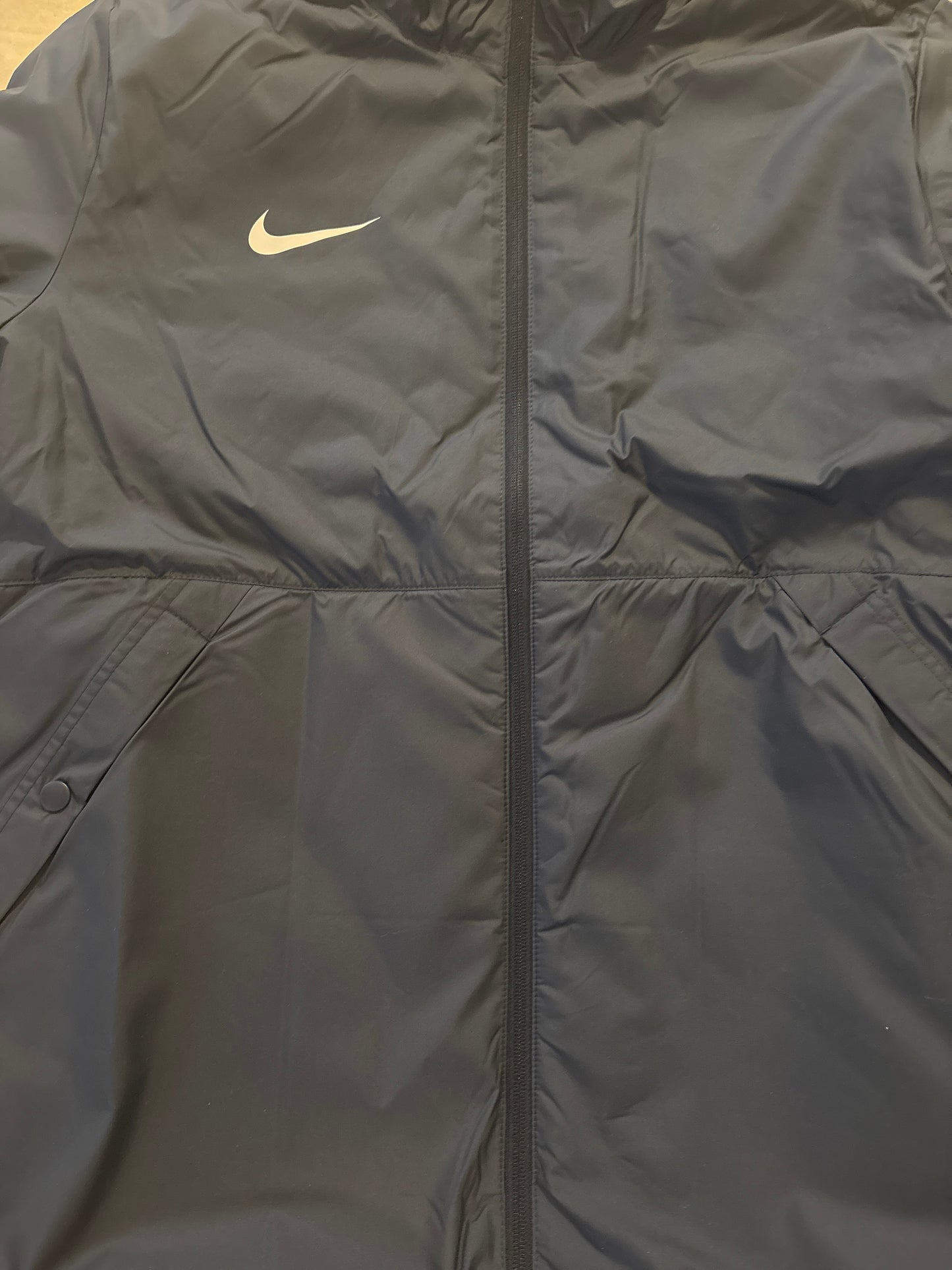 Nike Winterjacke in dunkelblau, Größe wählbar