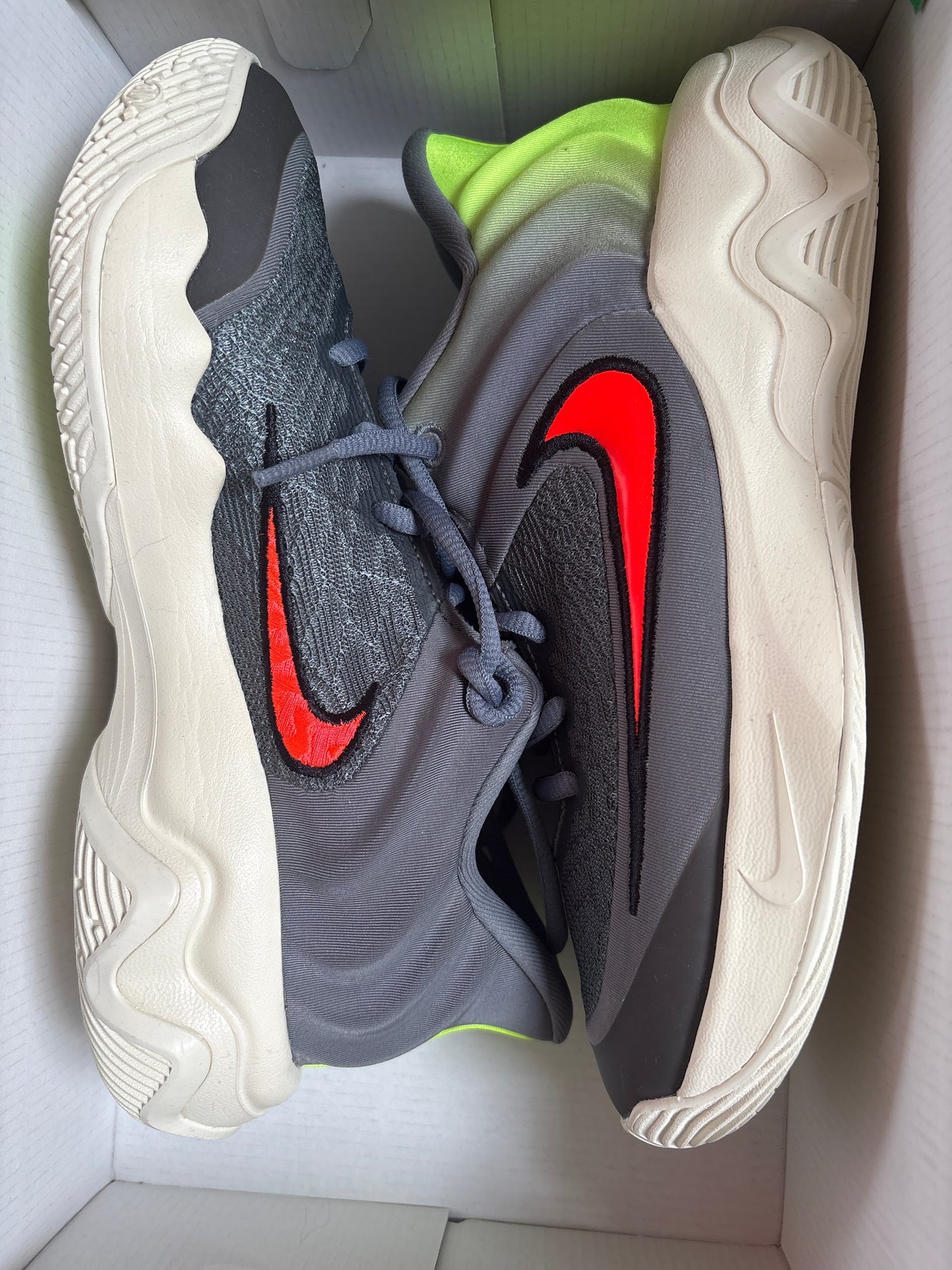Nike Giannis Immortality, Größe 38