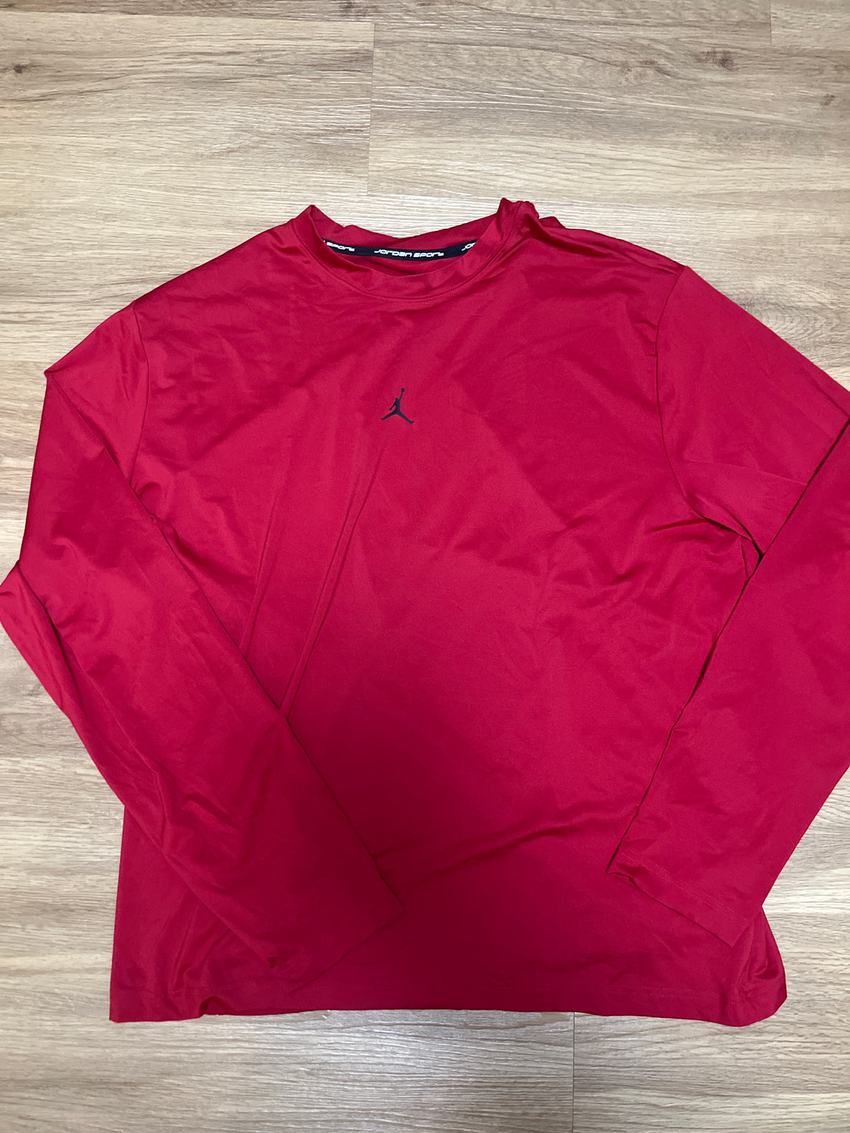 Nike Jordan Langarm Sportshirt in rot, Größe XXL
