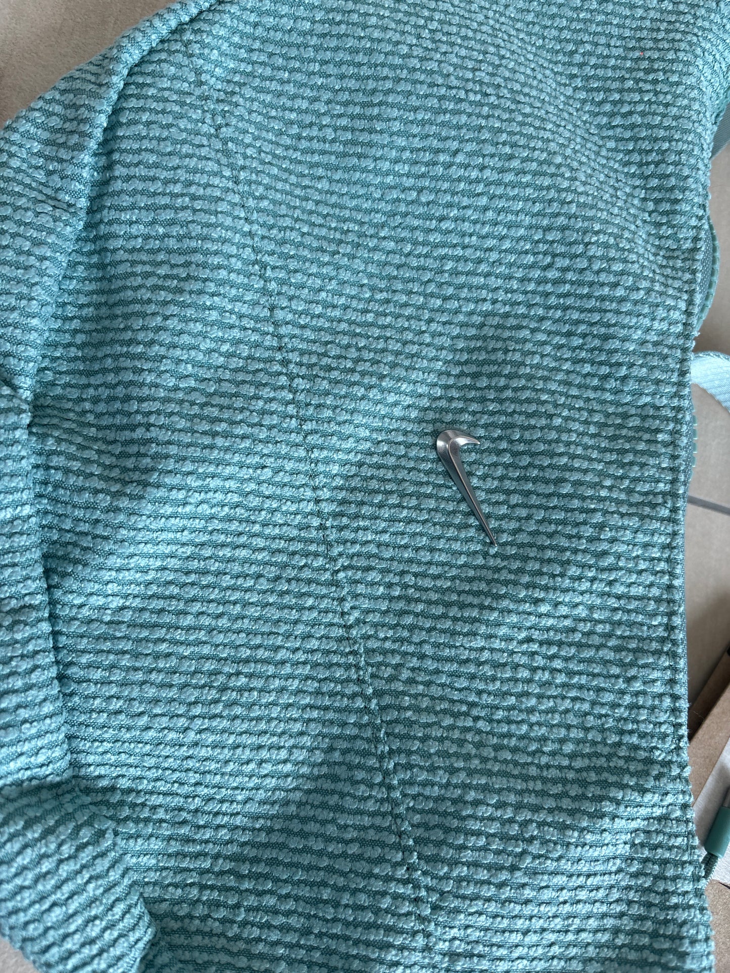 Nike Umhängetasche grünton groß