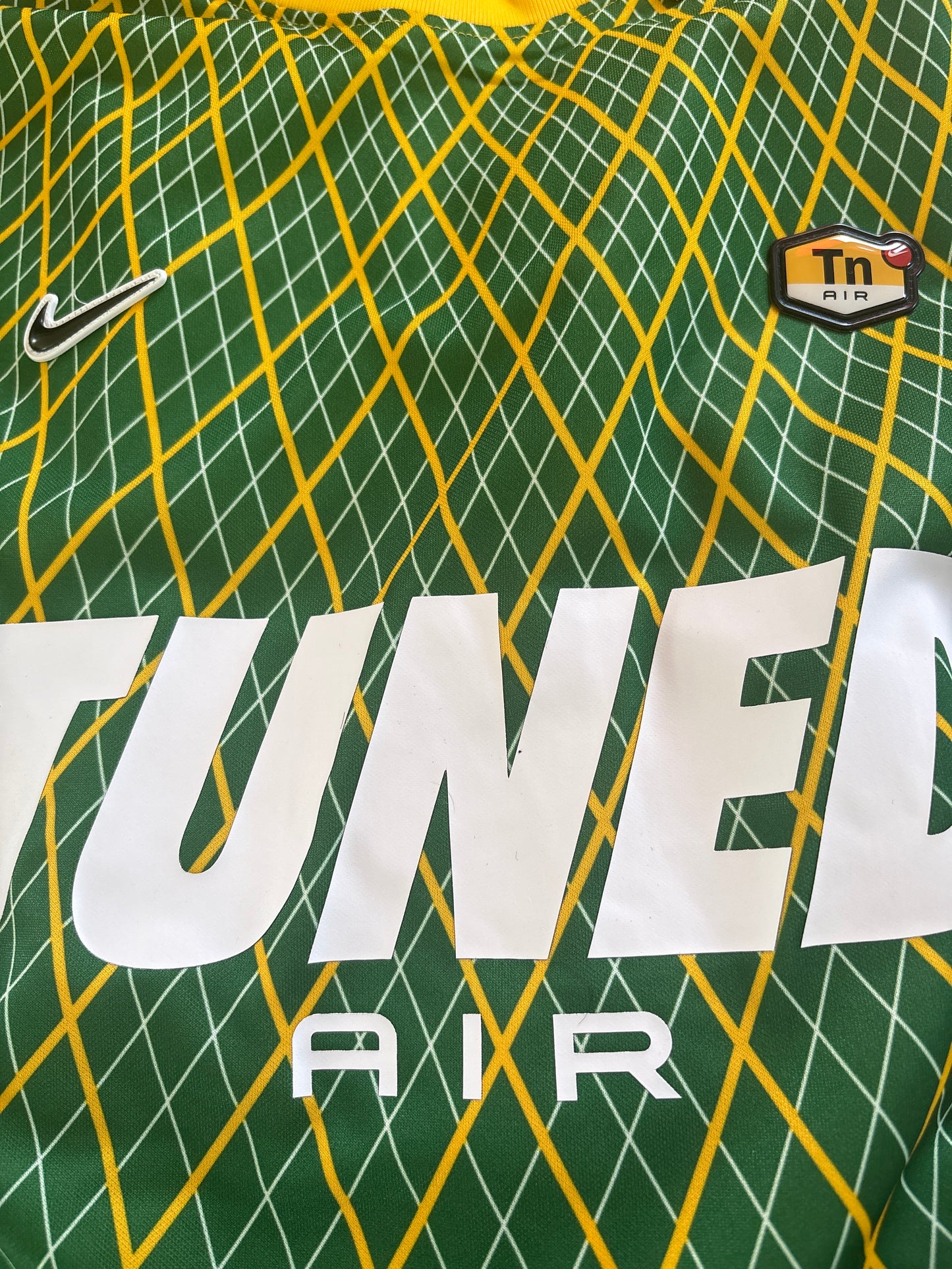 Nike TN Shirt, Größe wählbar in gelb/grün