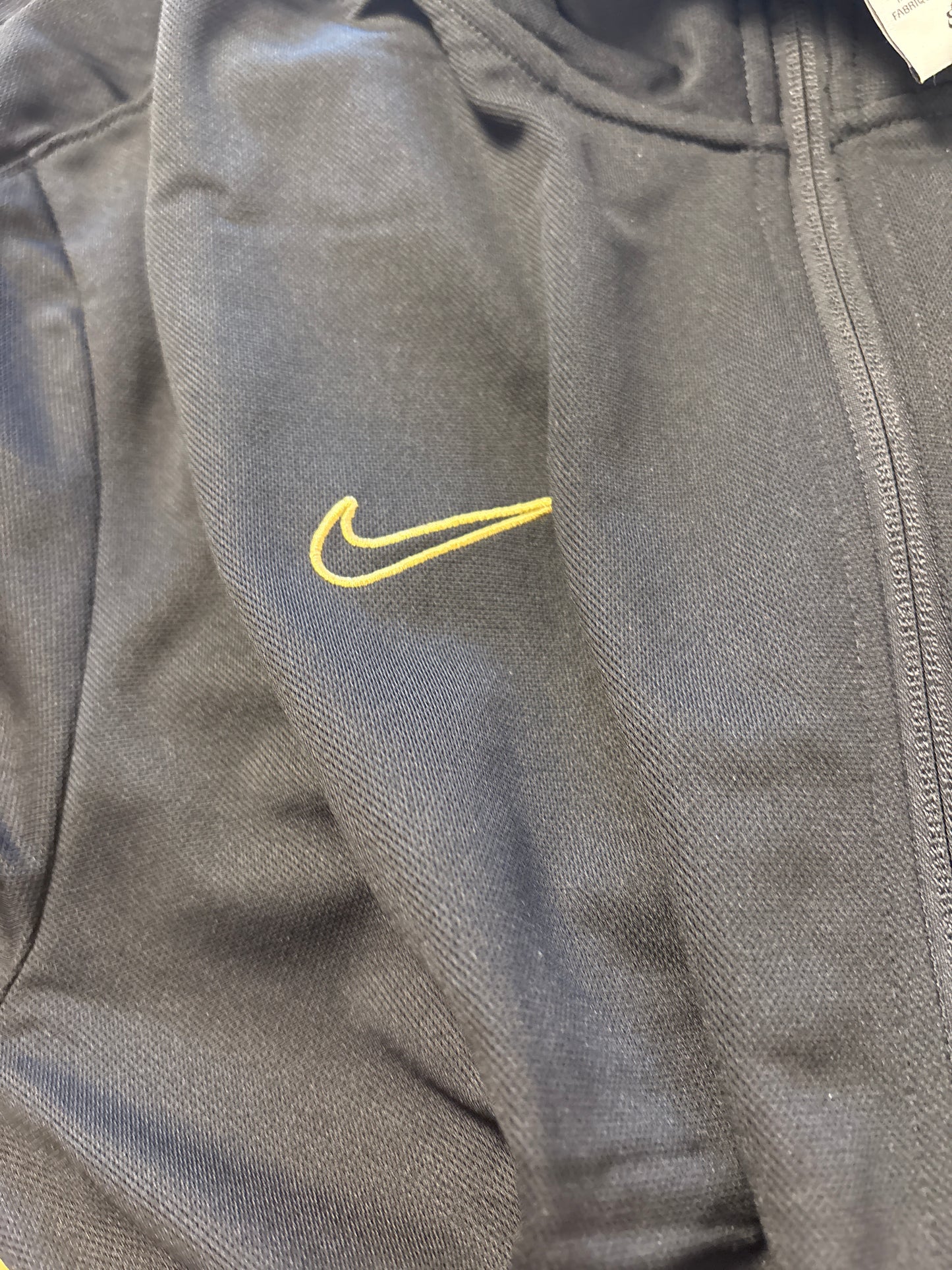 Nike Trainingsanzug, Größe wählbar in schwarz/gold
