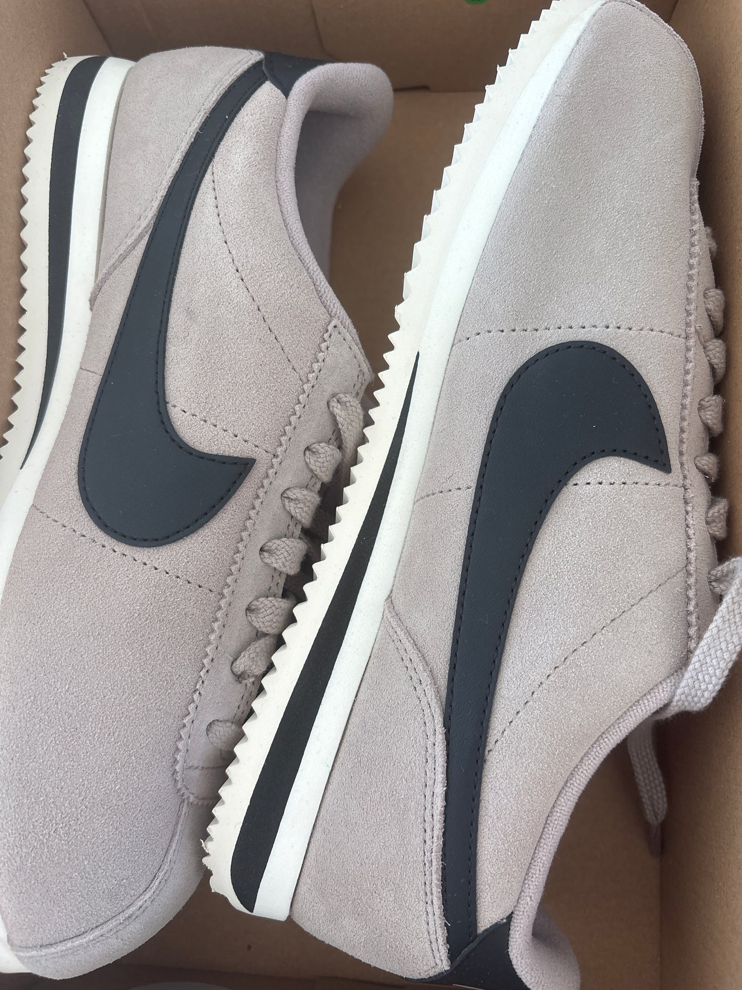 Nike Cortez braunton/schwarz, Größe 41
