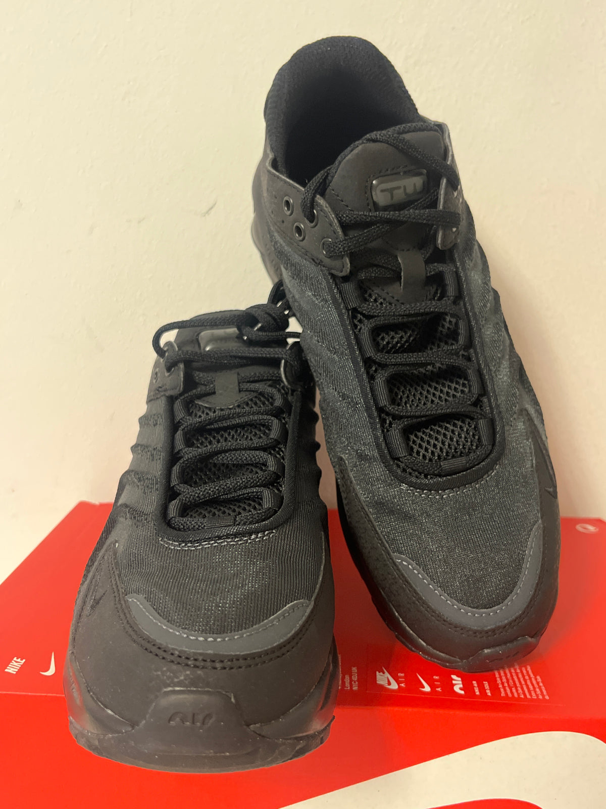 Nike Air Max TW schwarz, Größe wählbar