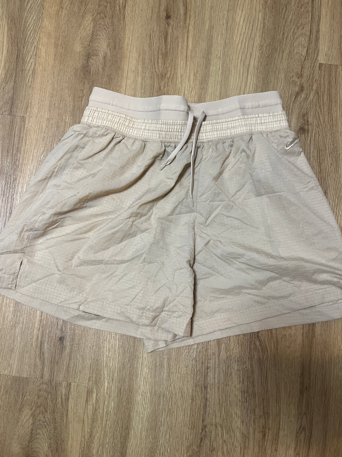 Nike kurze Hose, beige, Größe wählbar
