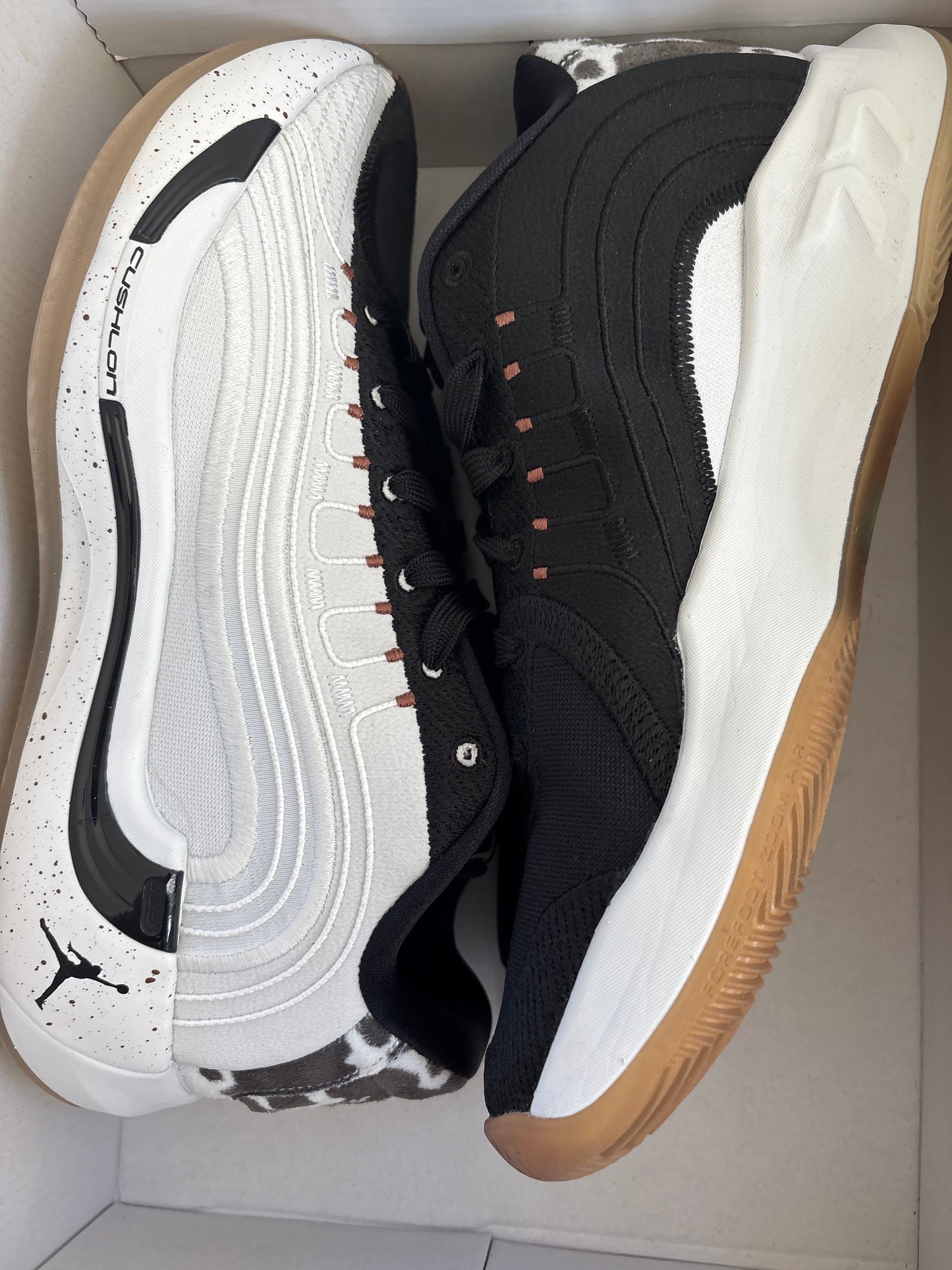 Nike Jordan Luka 4 gone, weiss/schwarz, Größe 42