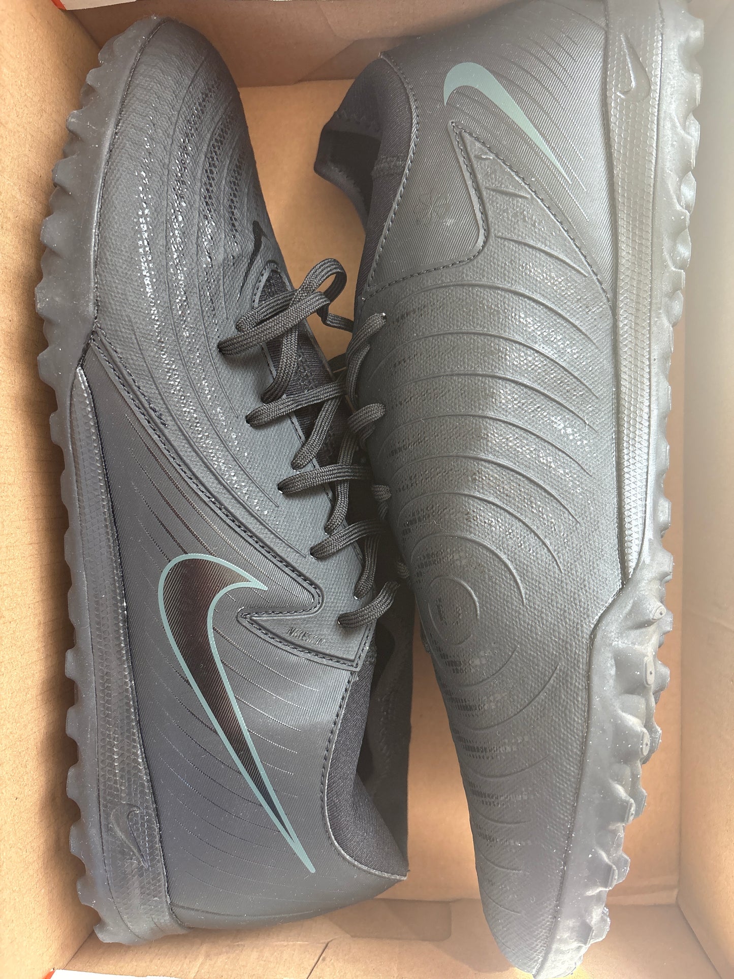 Nike Phantom Luna 2 TF, schwarz , Größe 47,5 ( Fussballschuh )