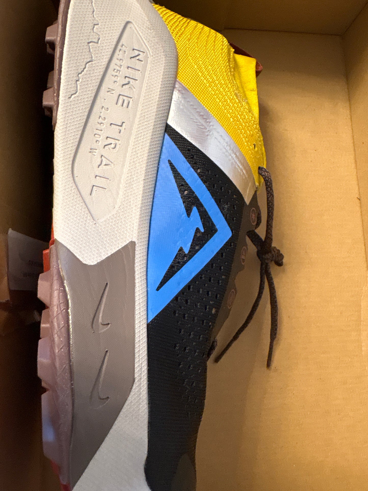 Nike Zoomx Zegama Trail, Größe 47,5