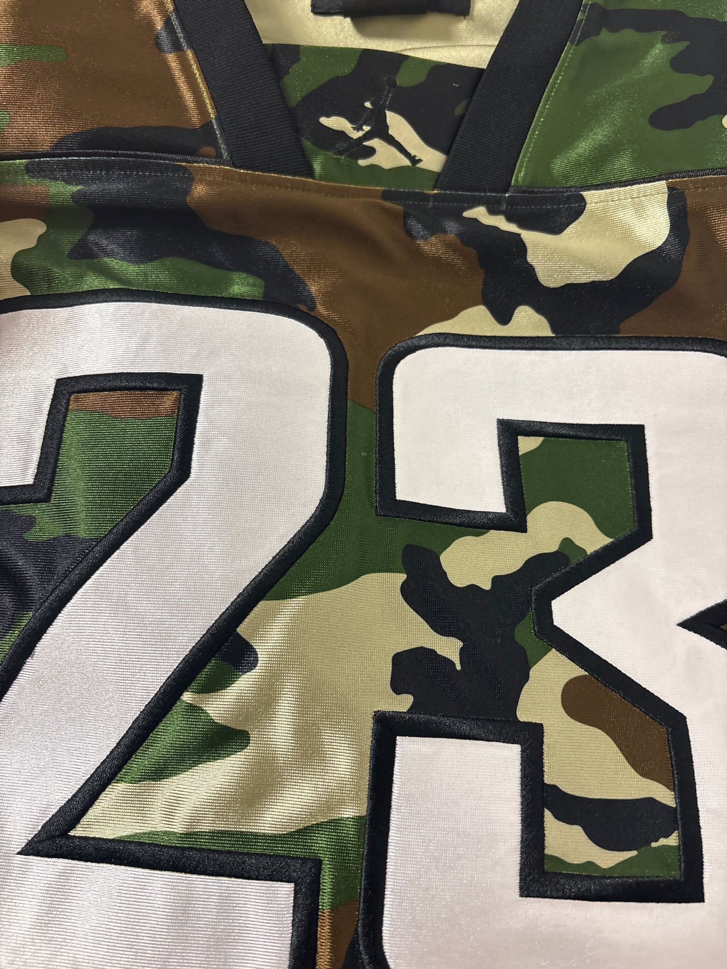 Nike Jordan Shirt, Größe XL in Camouflage