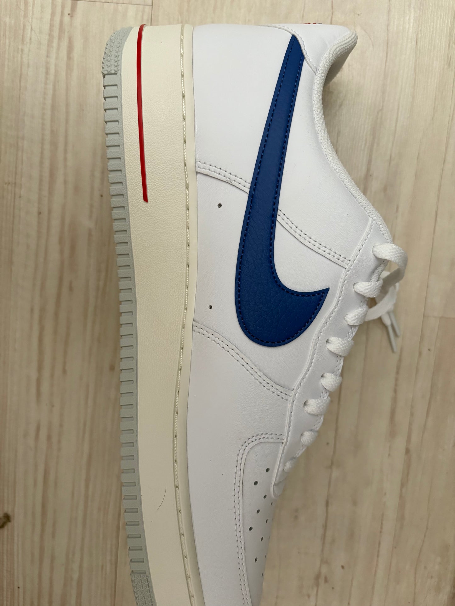 Nike Air Force 1 weiss/blau in Größe 48,5