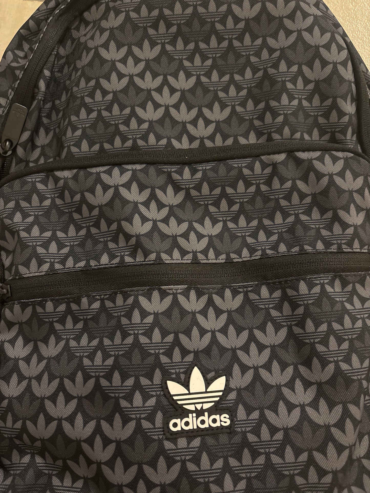 Adidas Rucksack schwarz/grau Muster