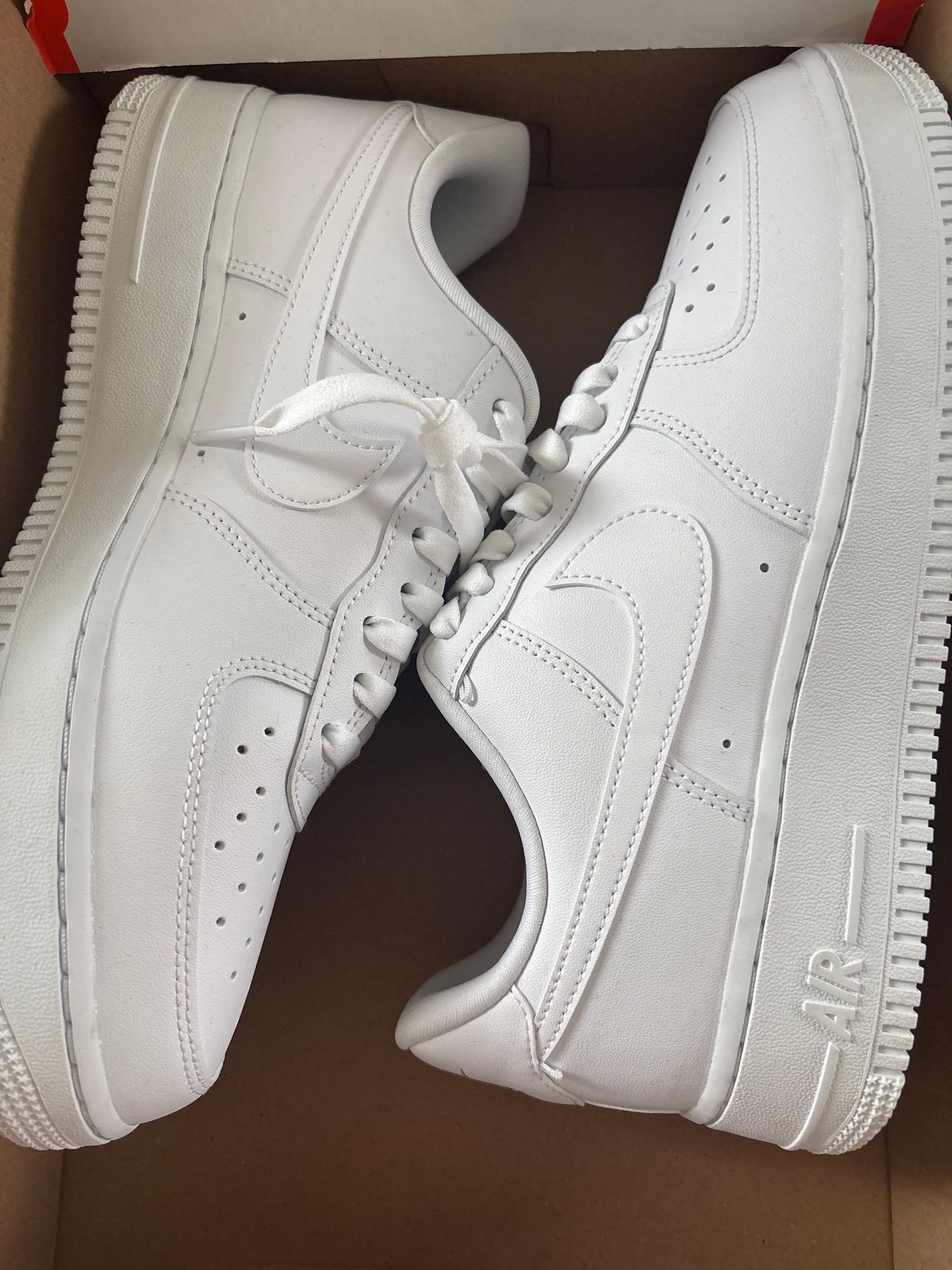 Nike Air Force 1, weiss/gold, Größe 40,5