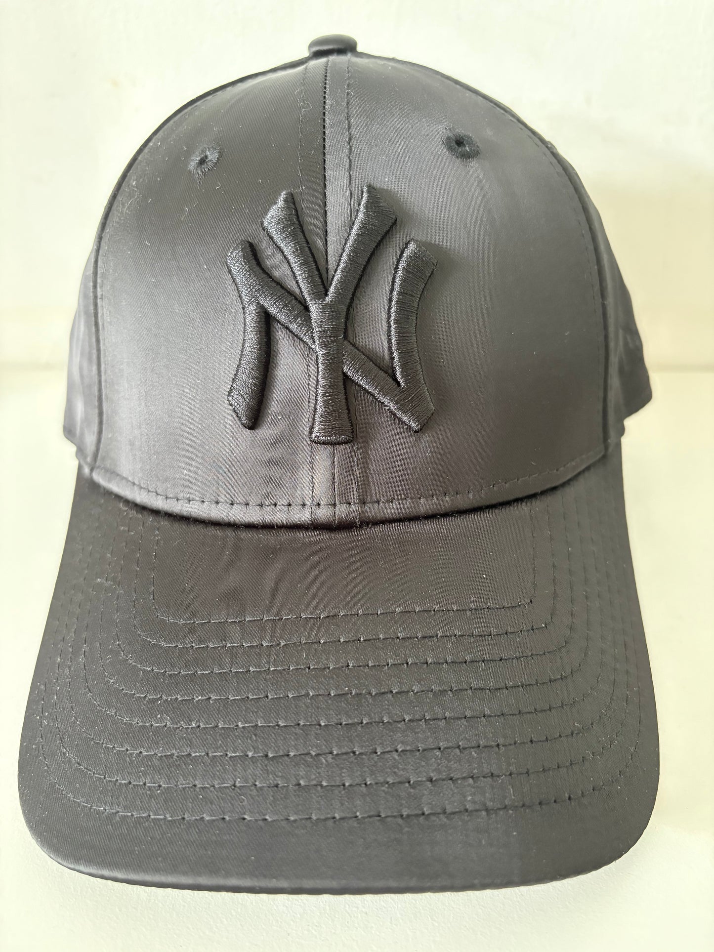 New Era Frauen Cap New York Yankees in schwarz, Größe verstellbar