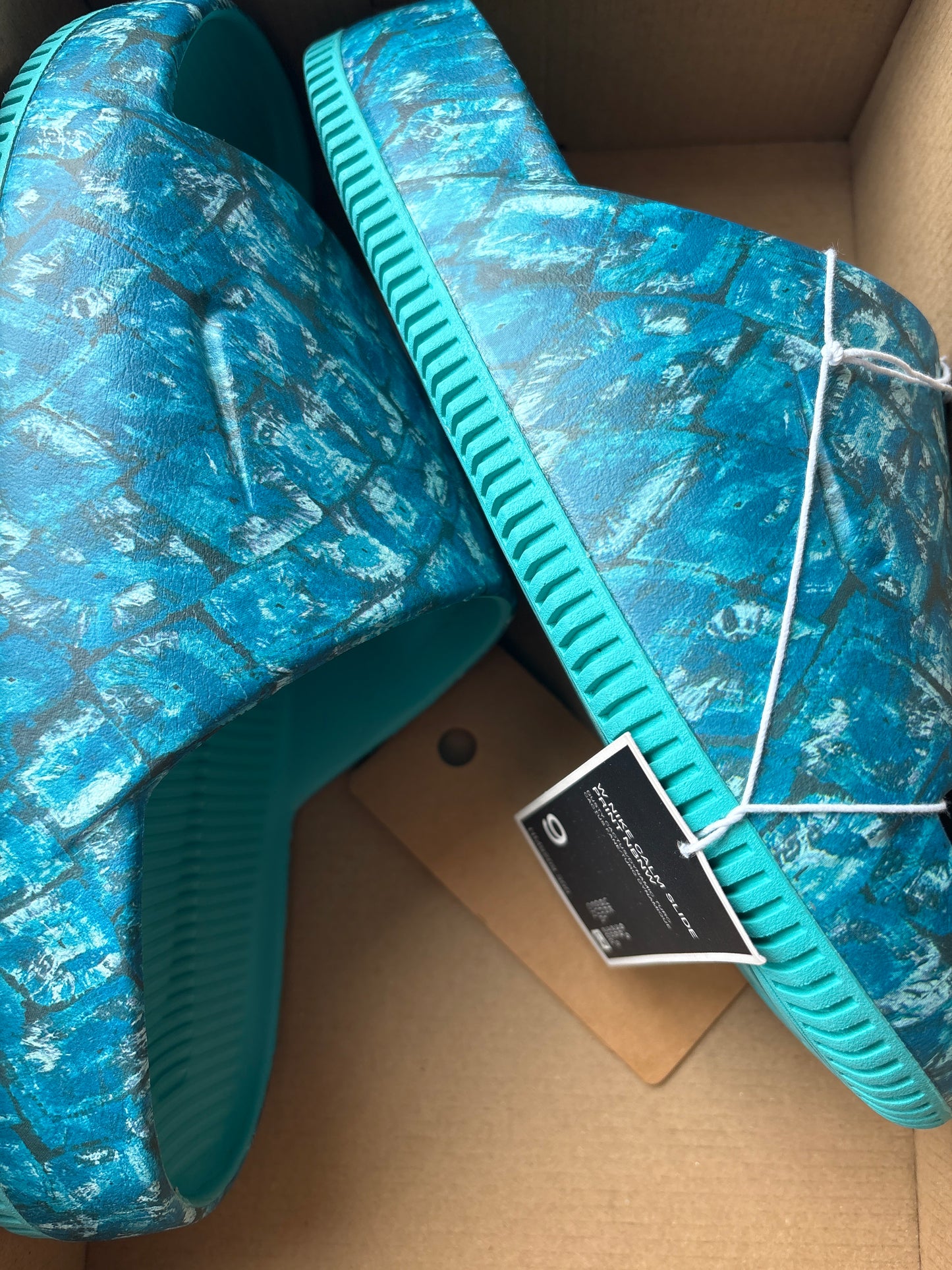 Nike Badelatschen Calm Slide, Größe wählbar , Farbe blau/Muster