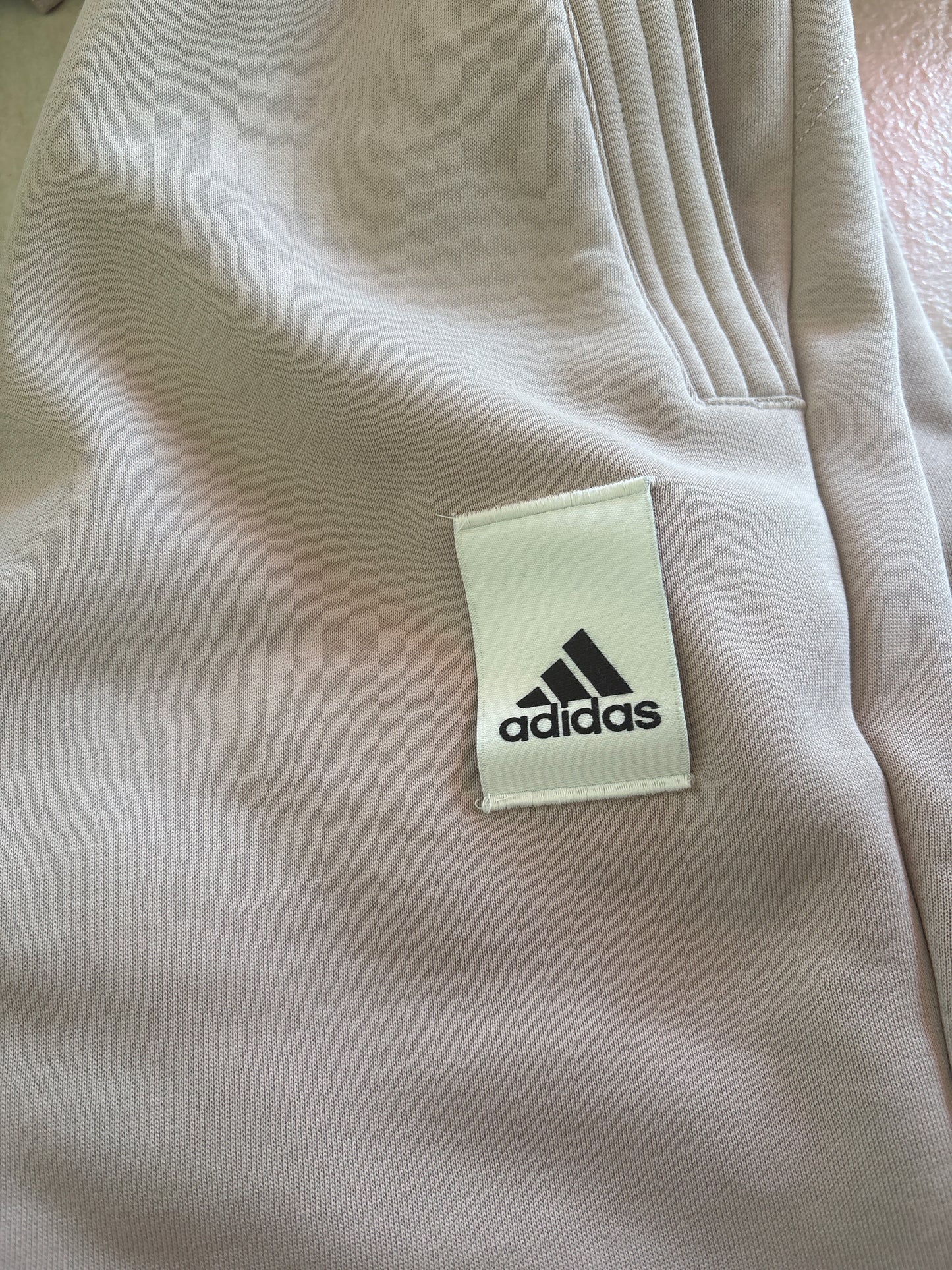 Adidas Jogginghose, Größe wählbar in beigeton