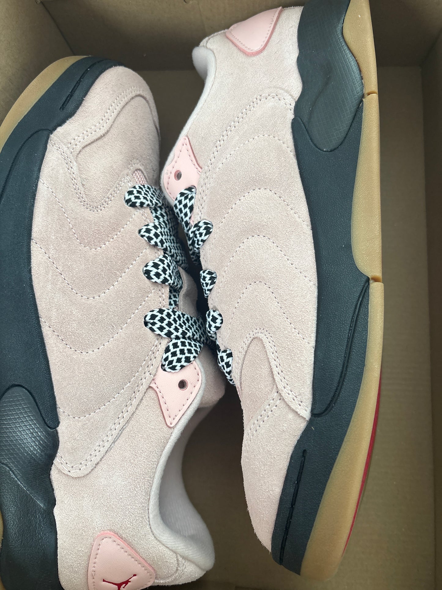 Nike Jordan Session, rosa/schwarz/braun, Größe 43
