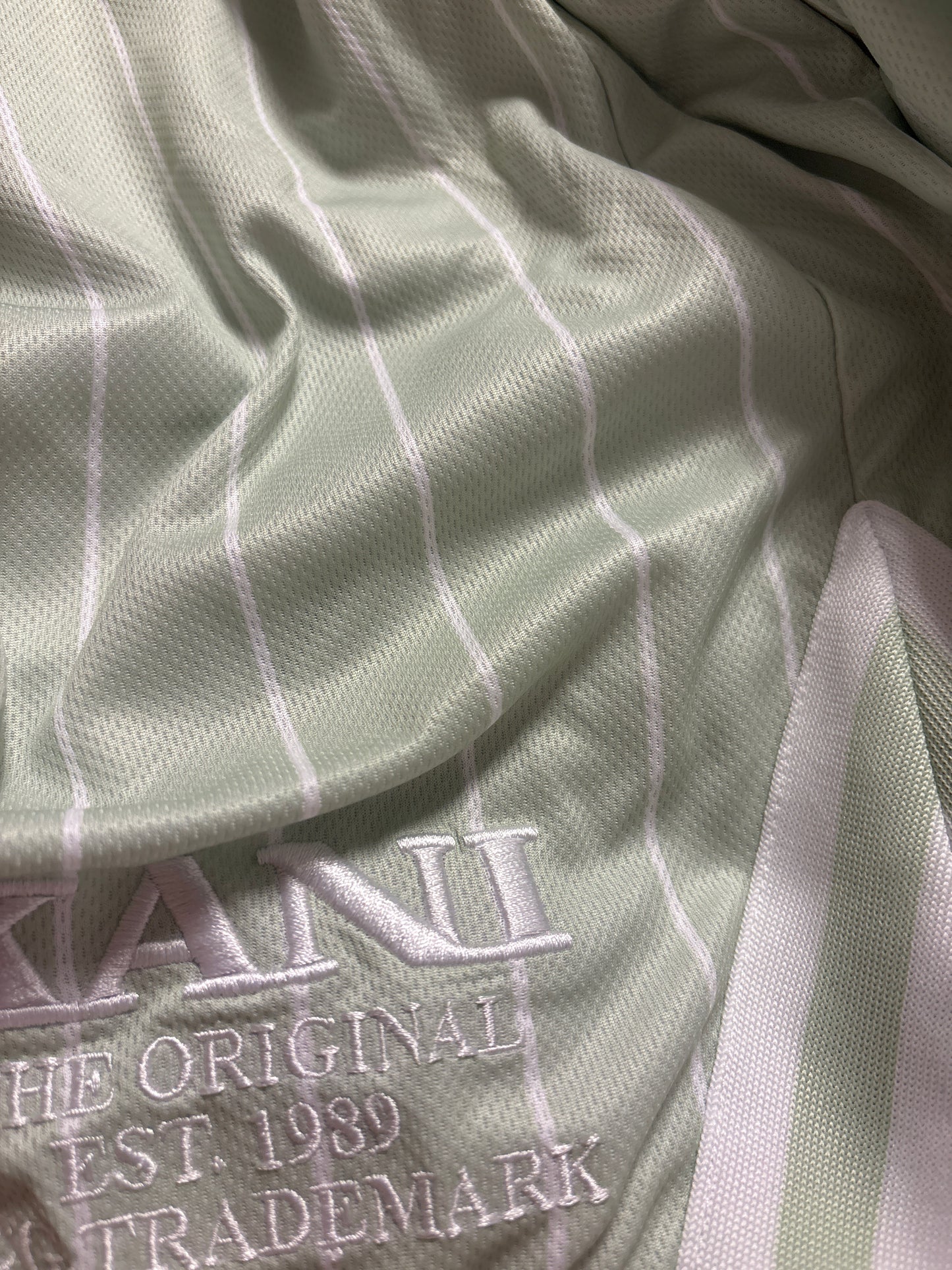 Karl Kani kurze Hose, Größe XXL in mint