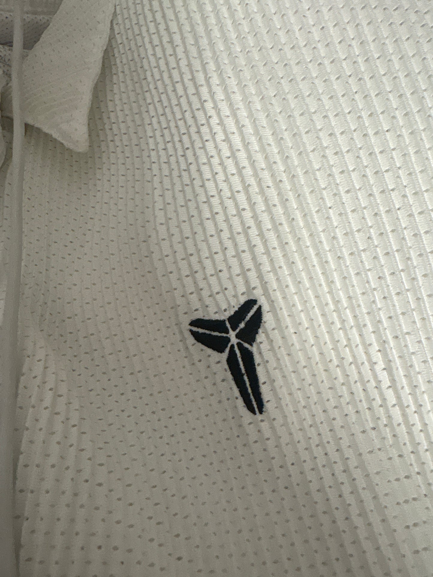 Nike Kobe Bryant Sommerhemd in weiss/schwarz, Größe wählbar