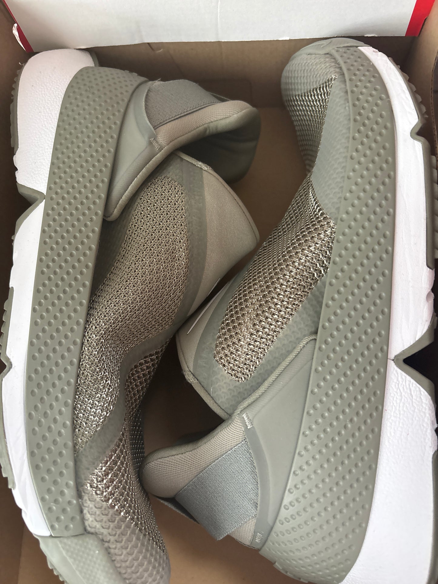 Nike Go Flyease, grün/weiss, Größe 43