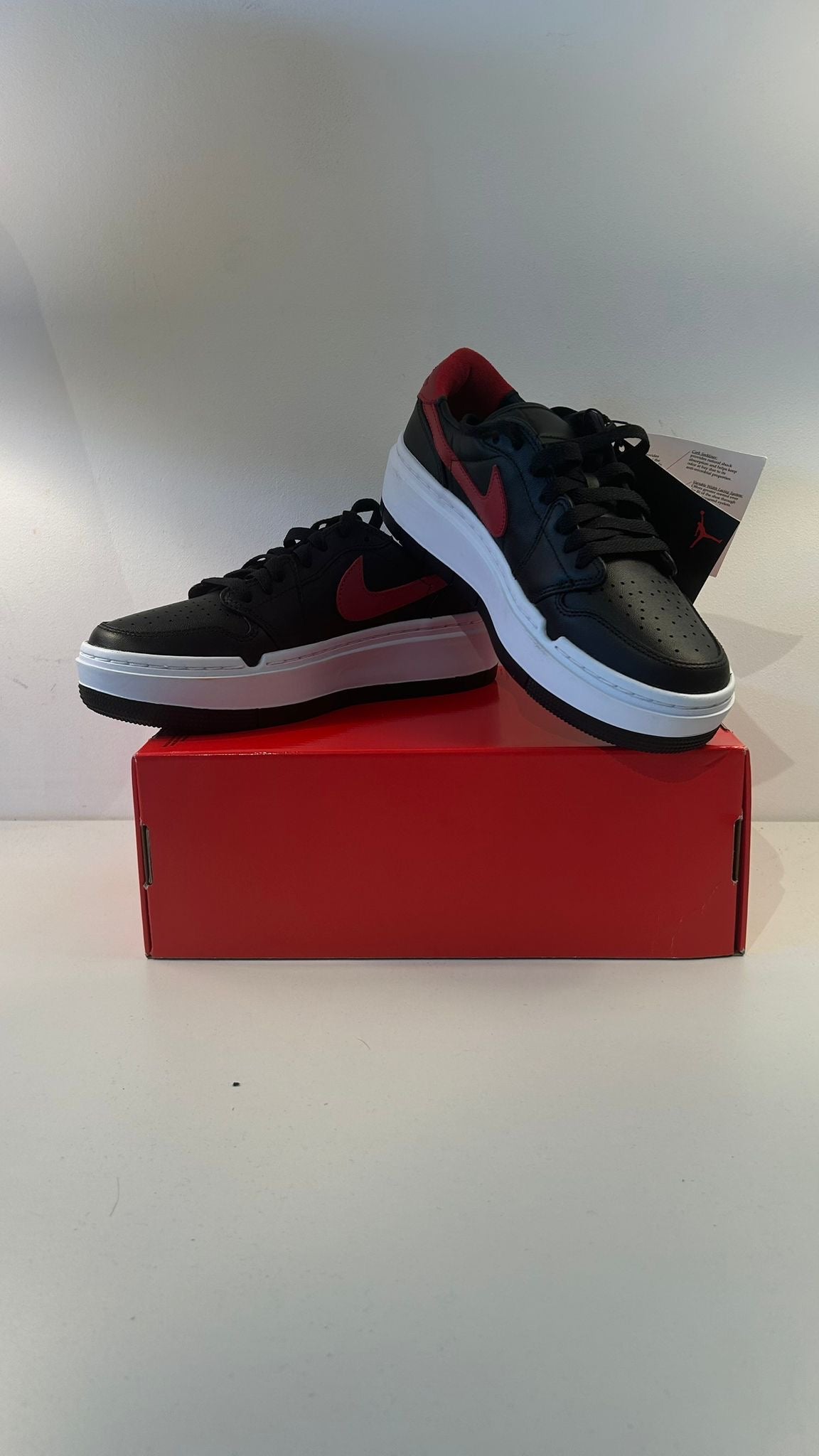Nike Air Jordan 1 Elevate Low schwarz/rot/weiss, Grösse wählbar