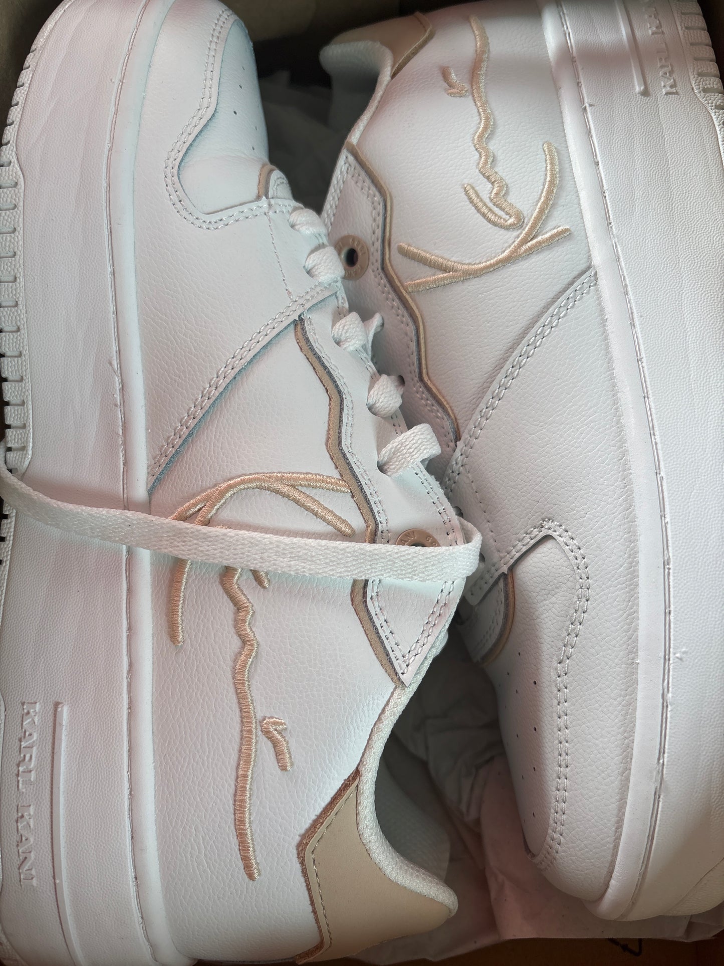 Karl Kani Sneaker, weiss/beige, Größe 40,5