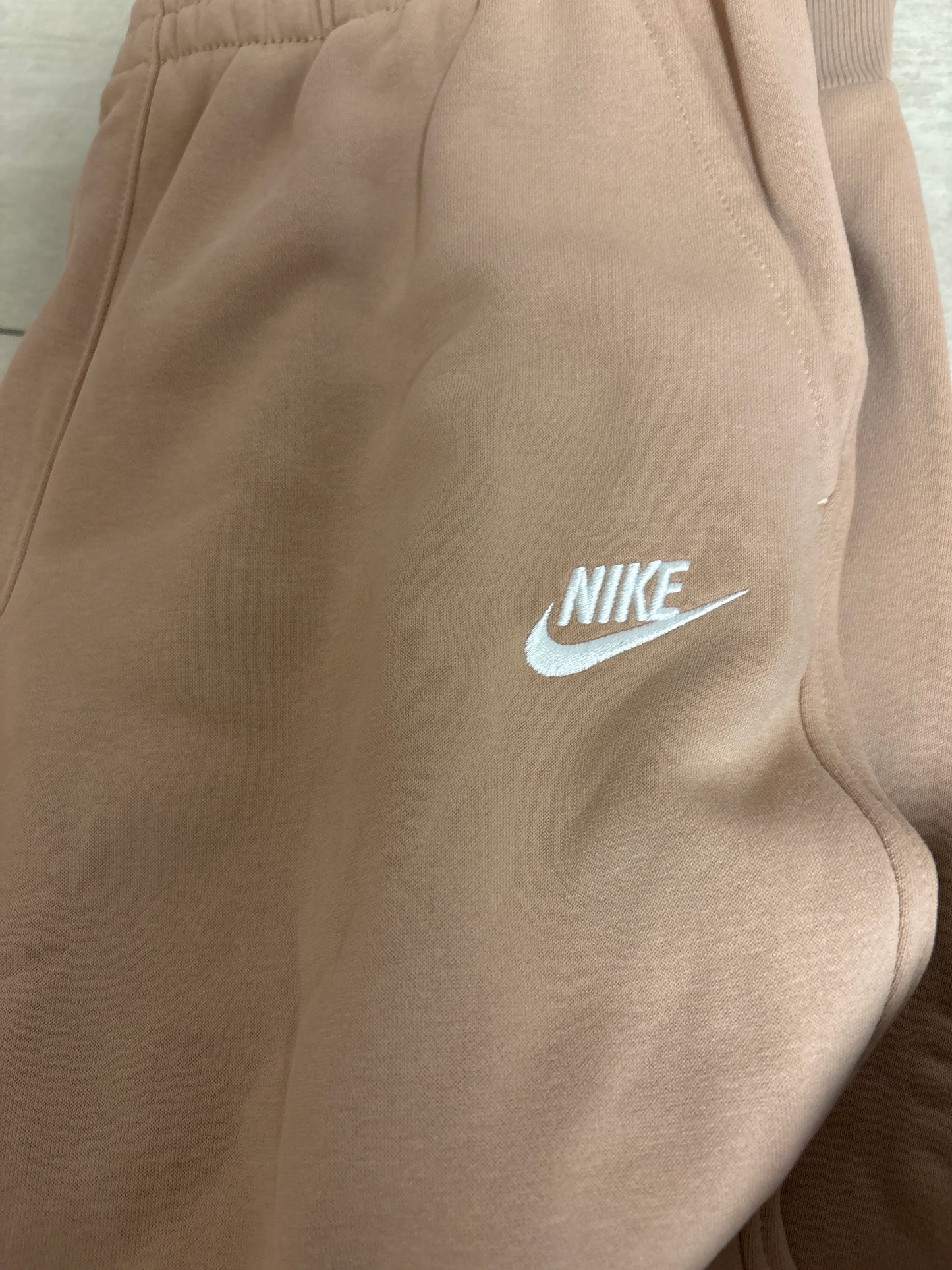 Nike Kinder Jogginghose, hellbraun, Größe wählbar
