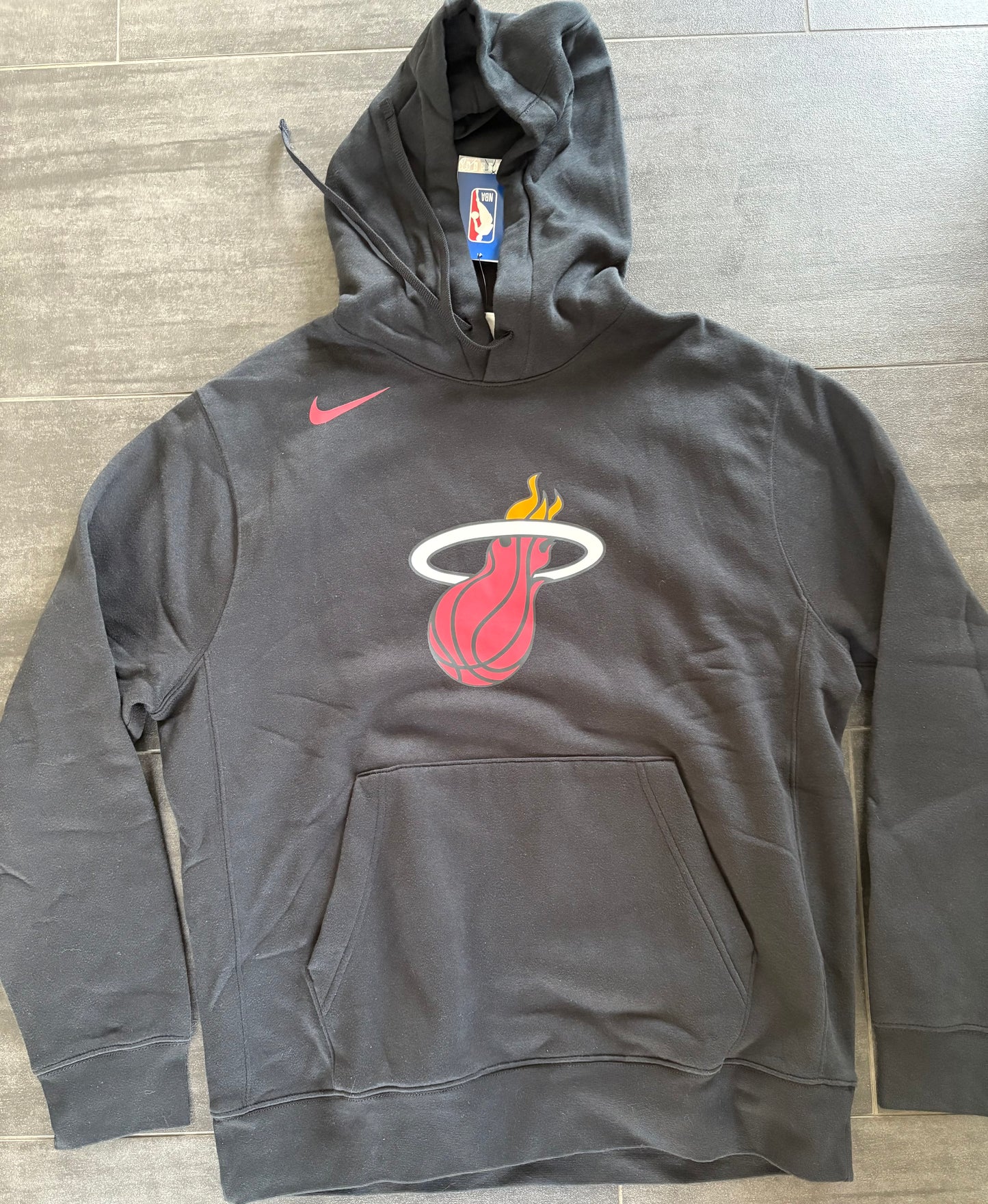Nike NBA Hoodie Miami Heat, Größe M in schwarz