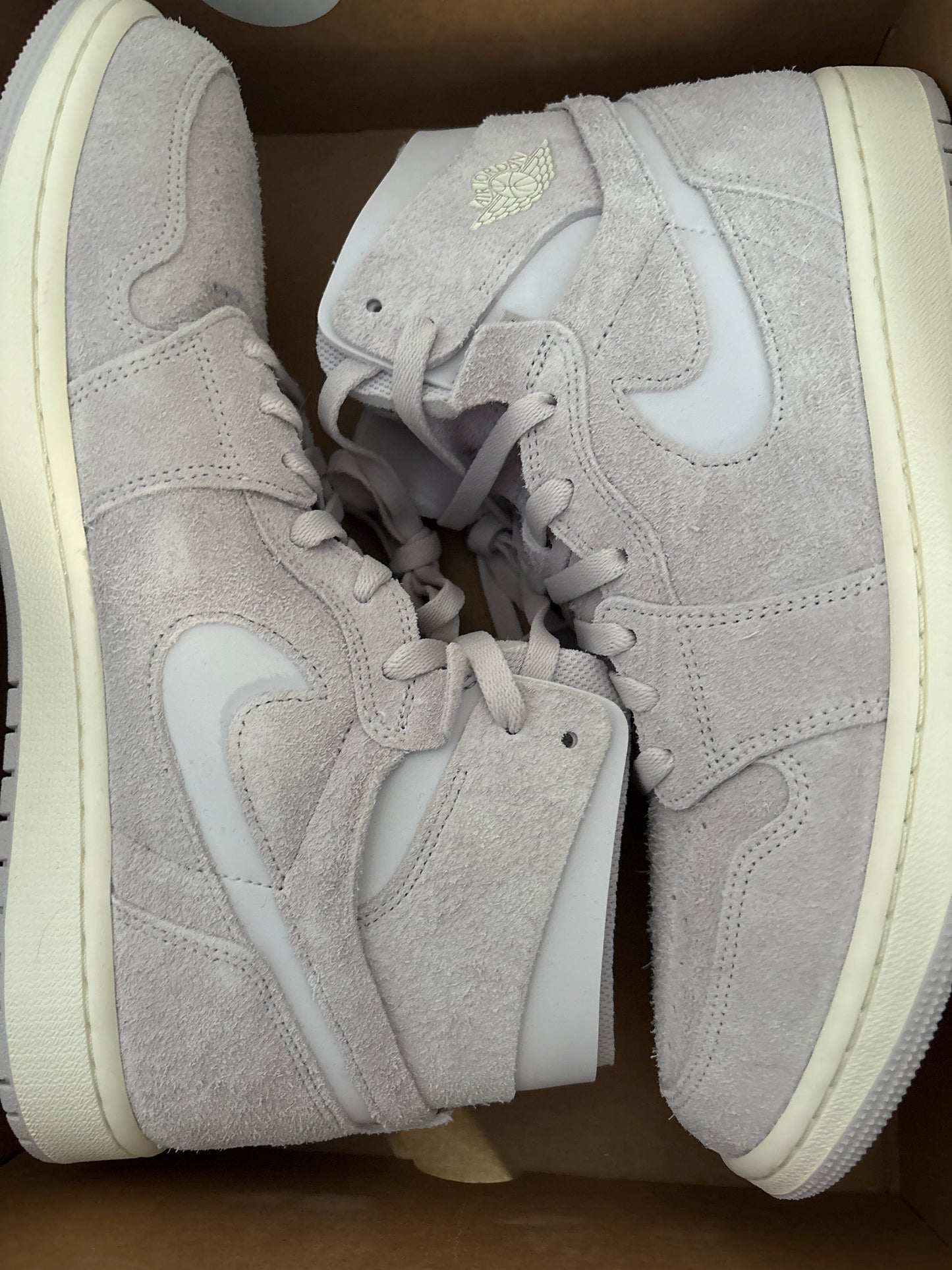 Nike Jordan 1 Zoom CMFT, in grau/Wildleder, Größe 44,5