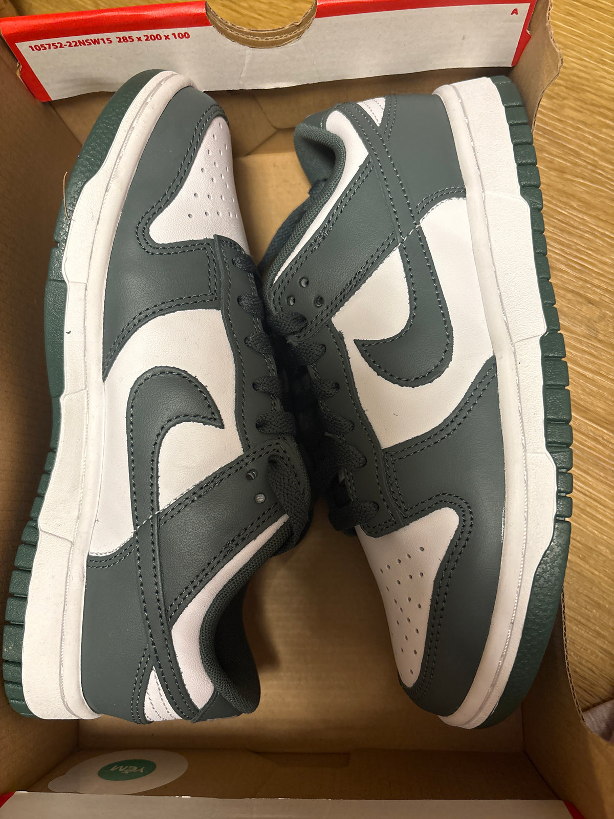 Nike Dunk low retro in weiss/grün, Größe 38