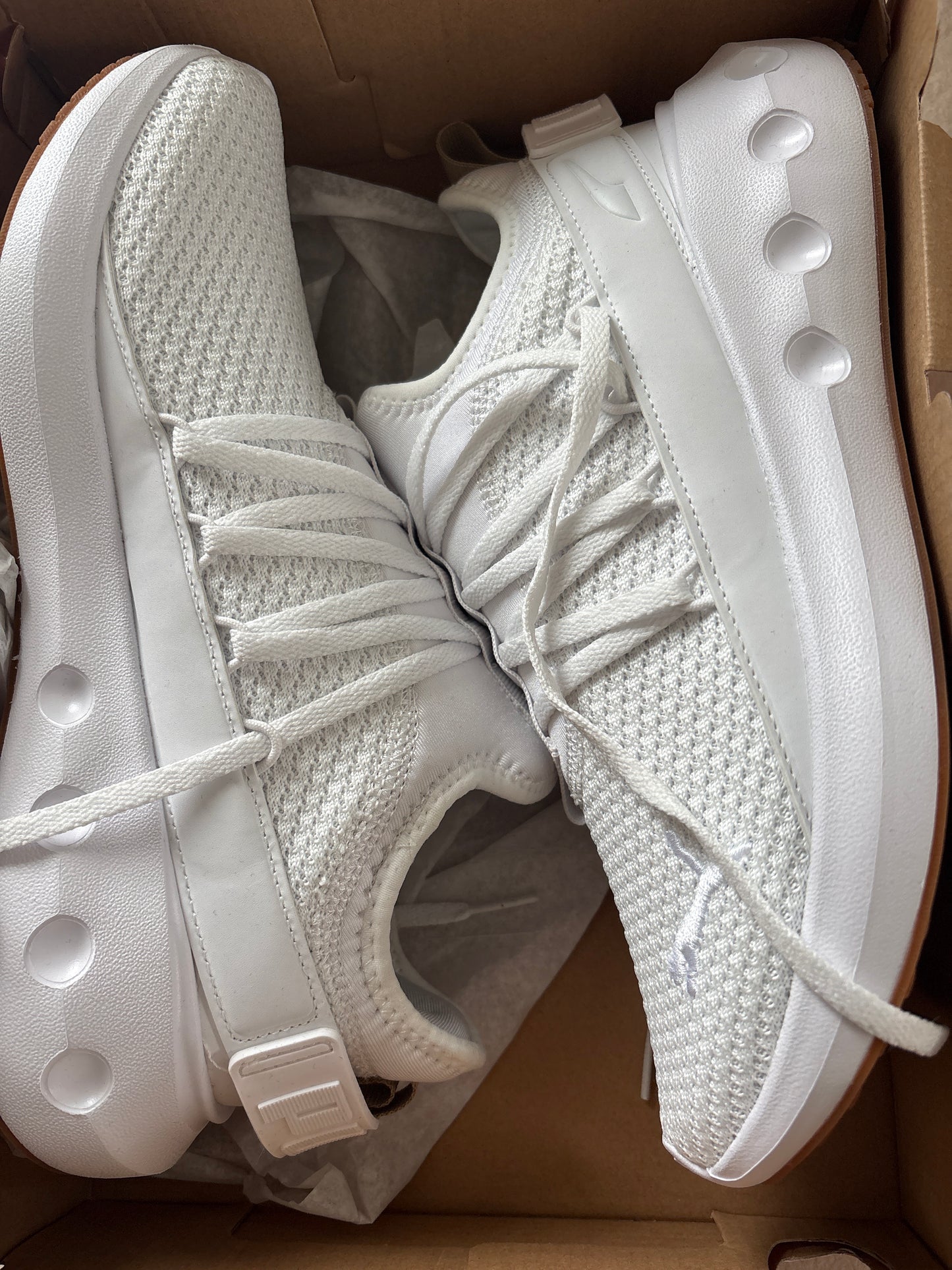 Puma Softride Fresh Knit, weiss, Größe wählbar