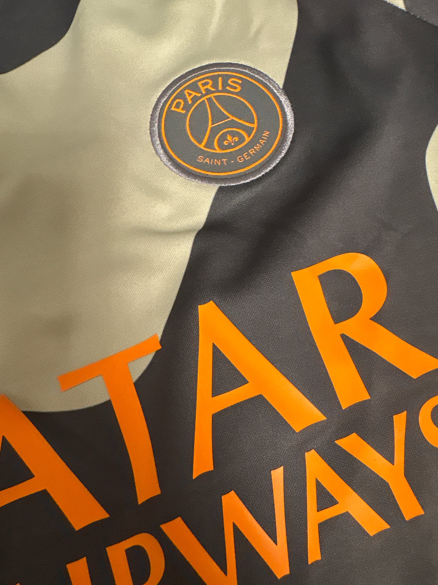Nike Trikot PSG, Größe S in Camouflage