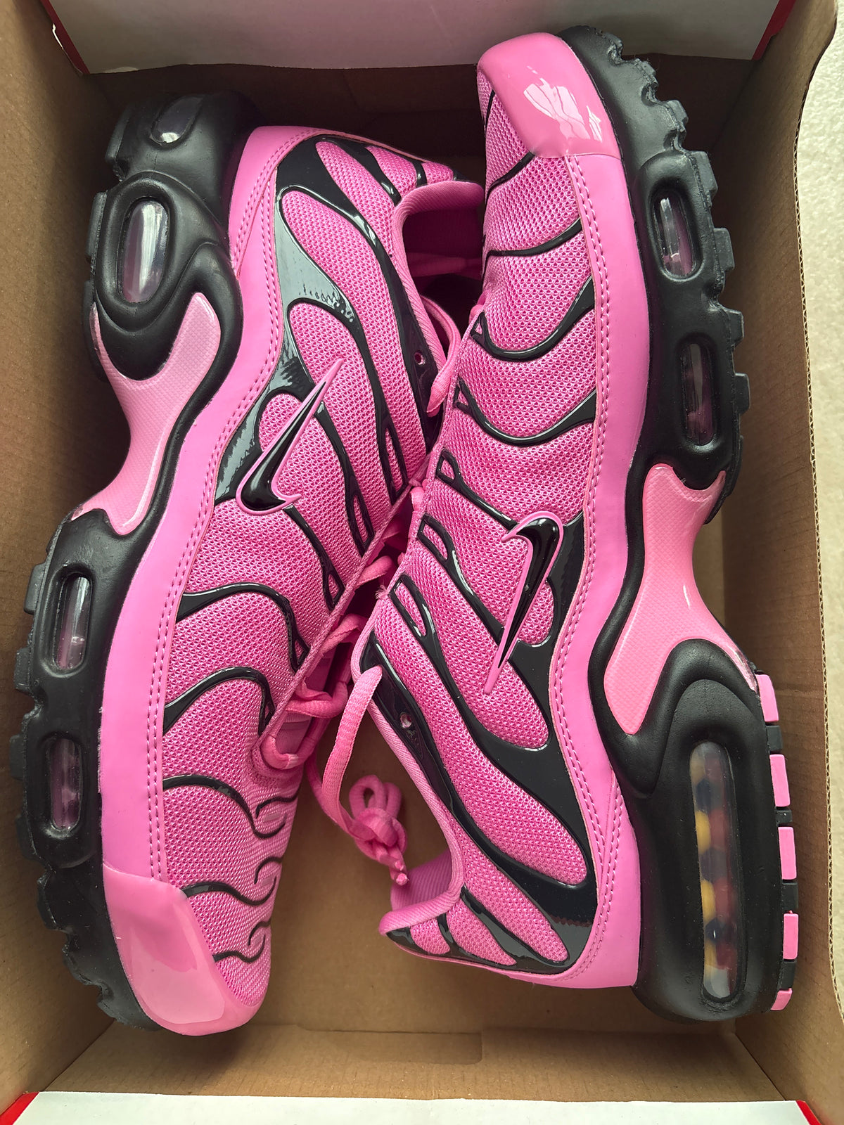 Nike Air Max Plus TN in schwarz/rosa, Größe wählbar