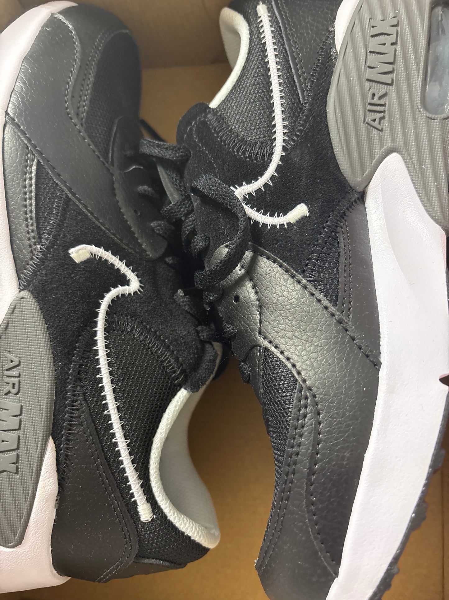 Nike Air Max Excee, schwarz/weiss/grau, Größe 38