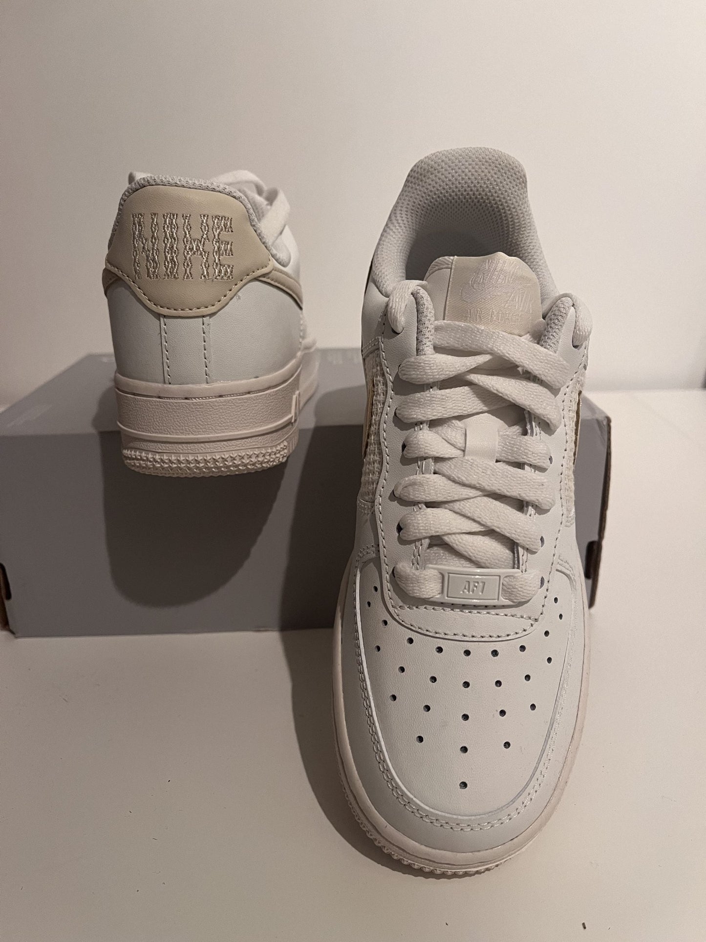 Nike Airforce 1 weiß/beige Größe 35,5
