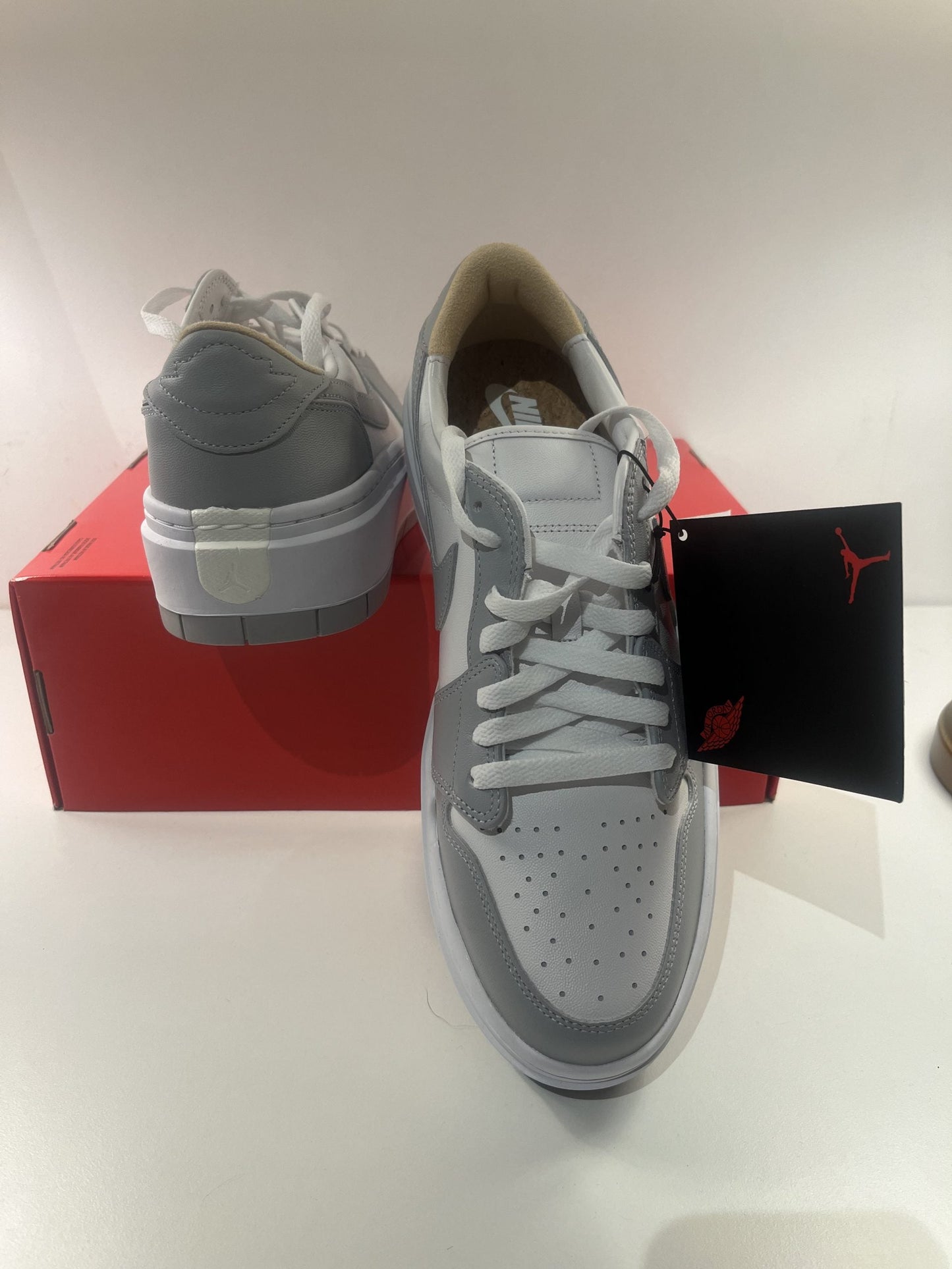 Nike Air Jordan 1 Elevate Low Größe wählbar in weiss/grau