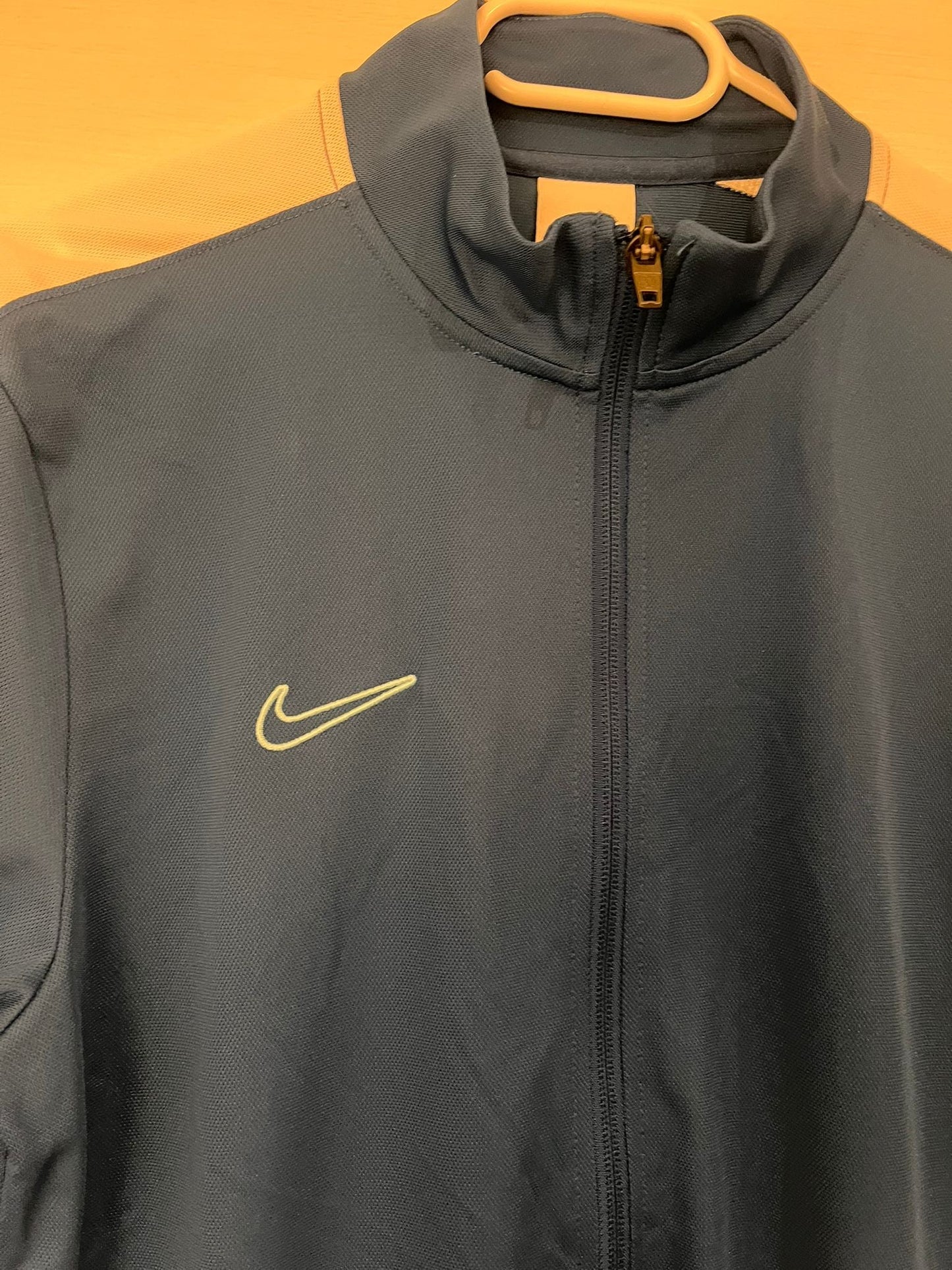Nike Trainingsjacke blau/weiss mit hellblauem Logo, Größe M