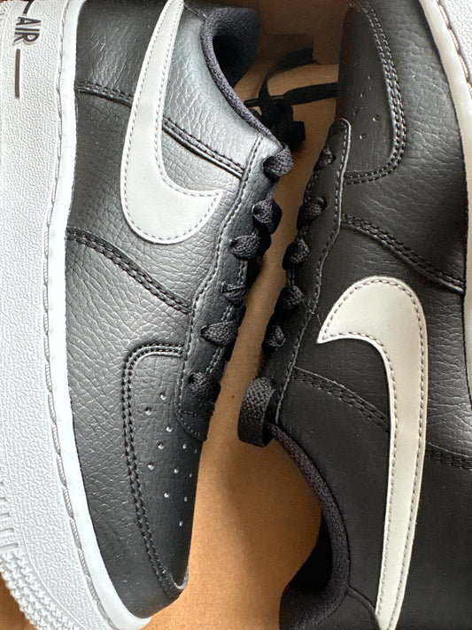 Nike Air Force 1 schwarz/grau, Größe 35,5