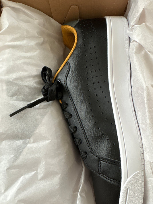 Puma Grounded Perf, schwarz, Größe wählbar