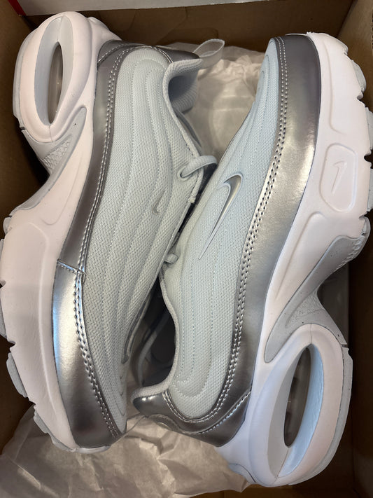 Nike Airmax Portal in weiss/silber/hellblau, Gr. 39