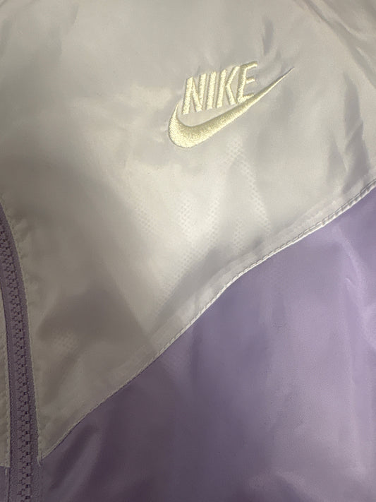 Nike Jacke in grau/flieder, Größe wählbar