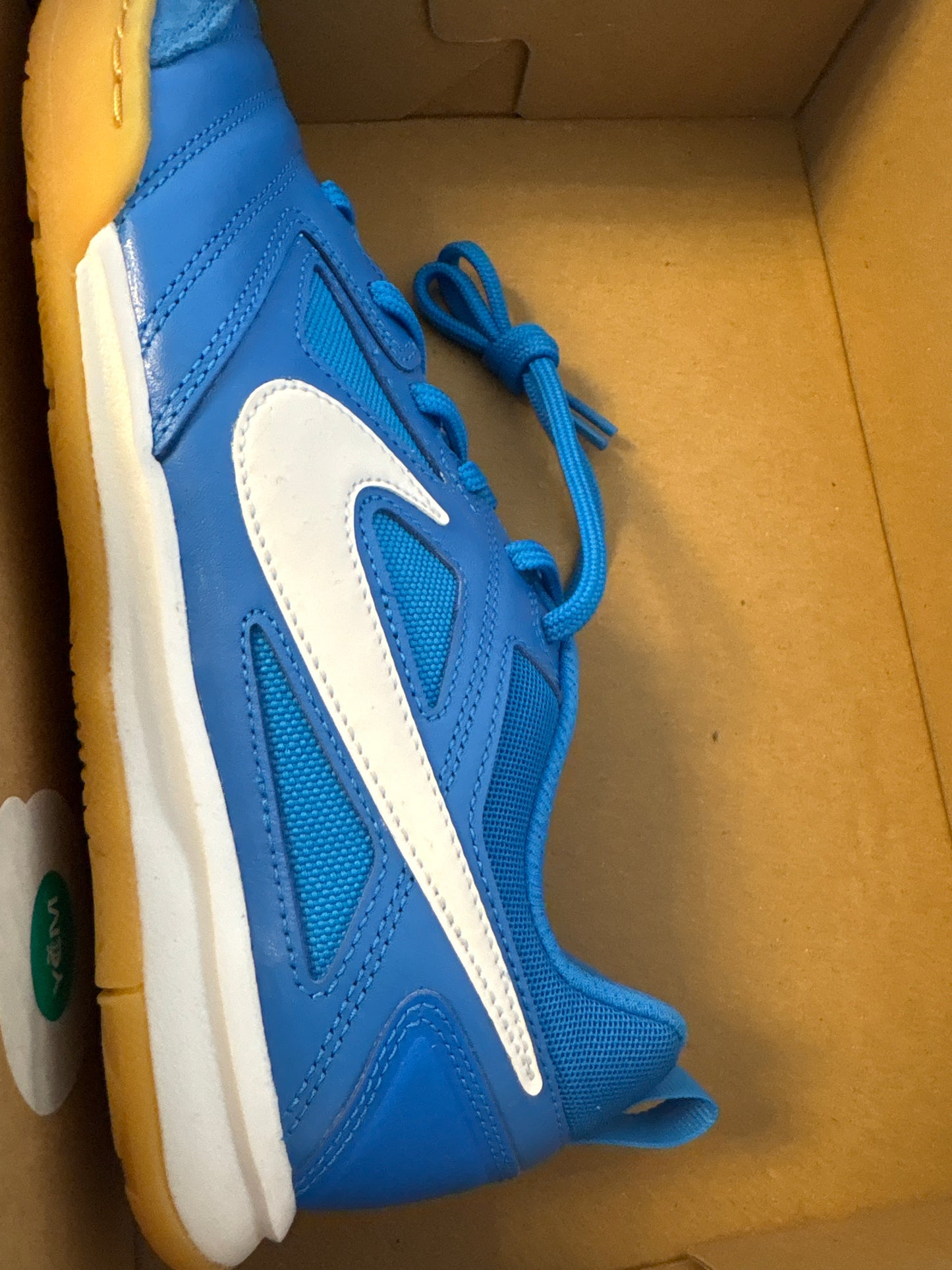 Nike Gato, blau in Größe 37,5