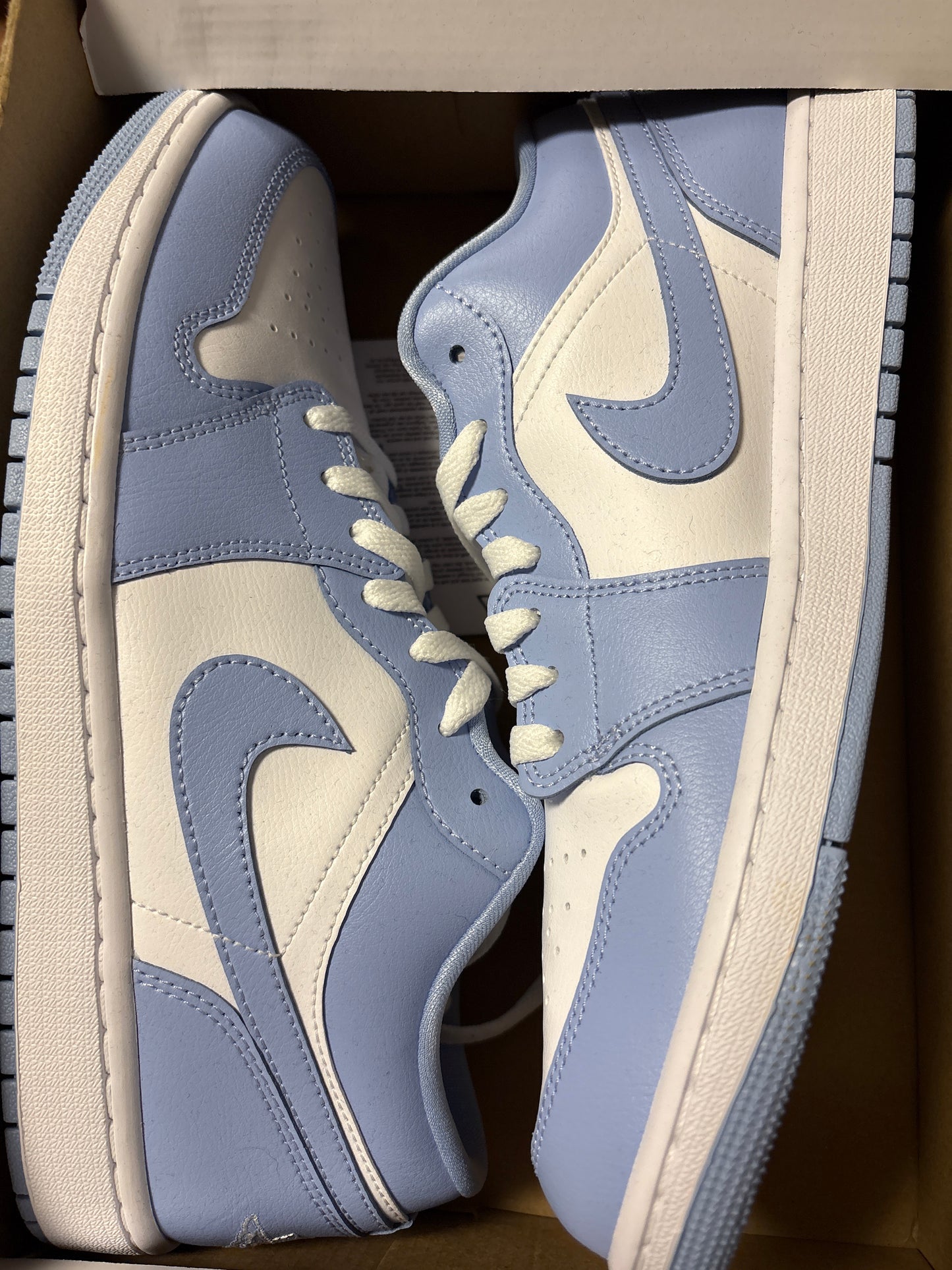 Nike Air Jordan 1 Low weiss/hellblau, Größe 43