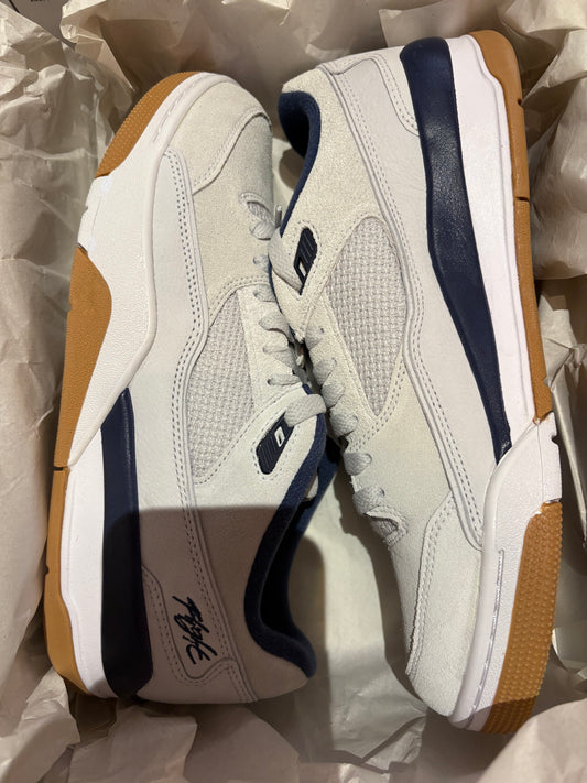 Nike Jordan Flight Court in grau/blau, Größe wählbar