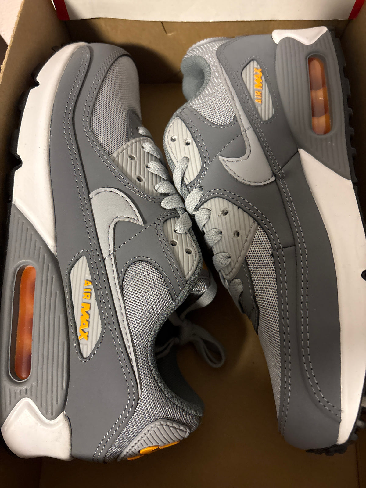 Nike Air Max 90, Gr. 40 in grau/orange