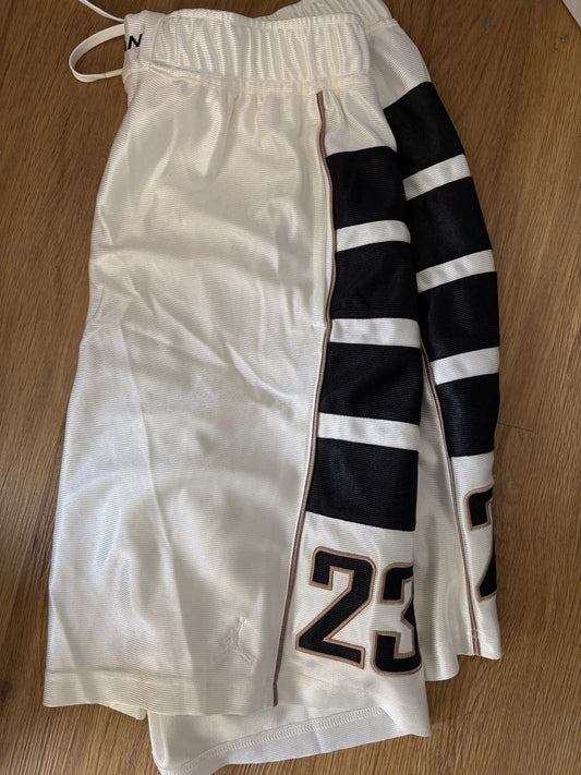 Nike kurze Jordan Hose, weiss, Größe wählbar