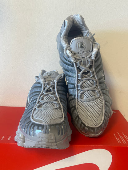 Nike Shox TL in verschiedenen Grautönen, Größe wählbar