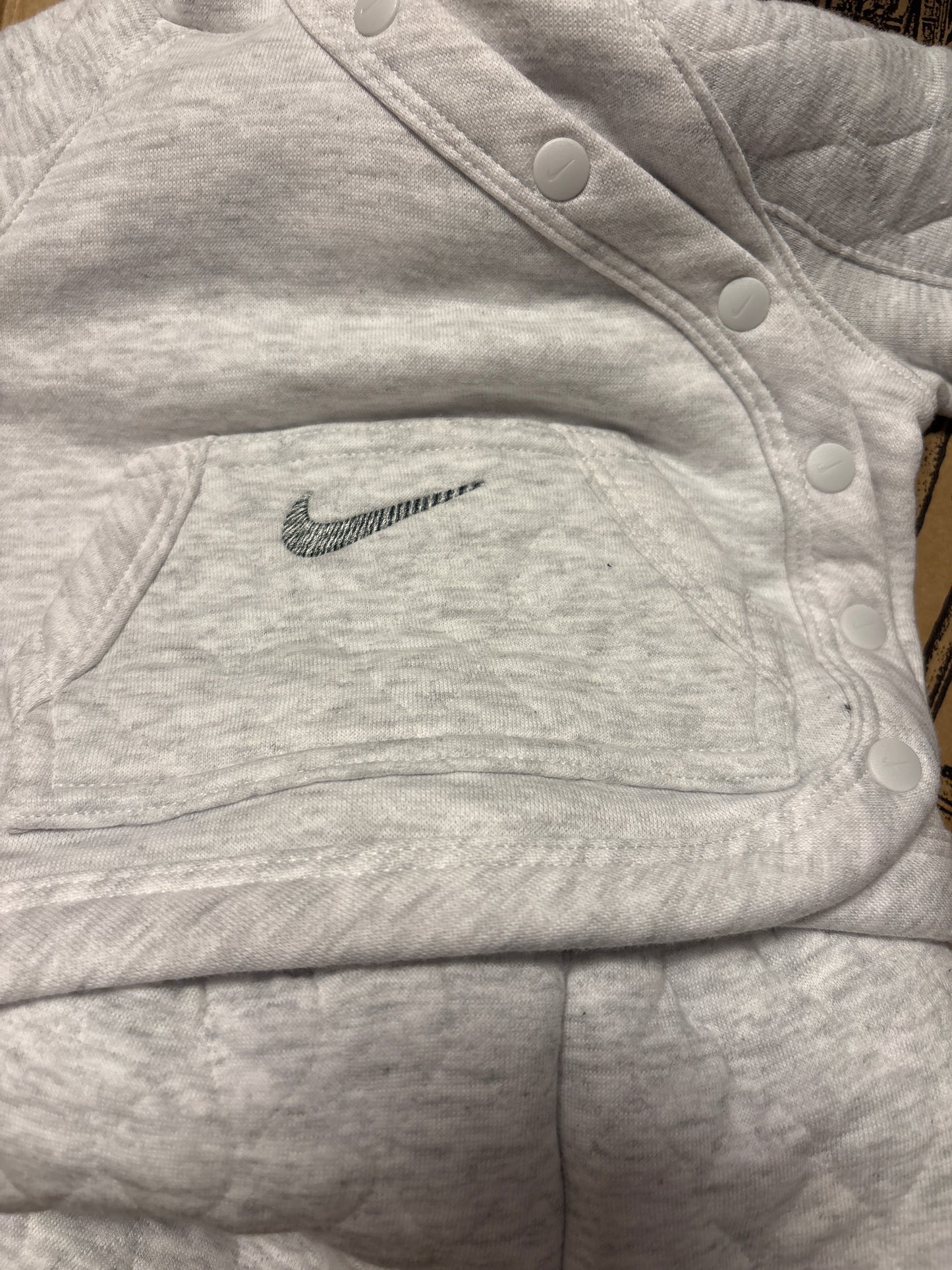 Nike Strampler, Größe wählbar in hellgrau