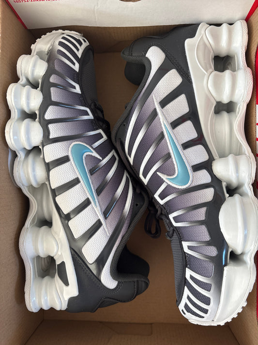 Nike Shox TL in weiss/schwarz/blau, Größe 44,5