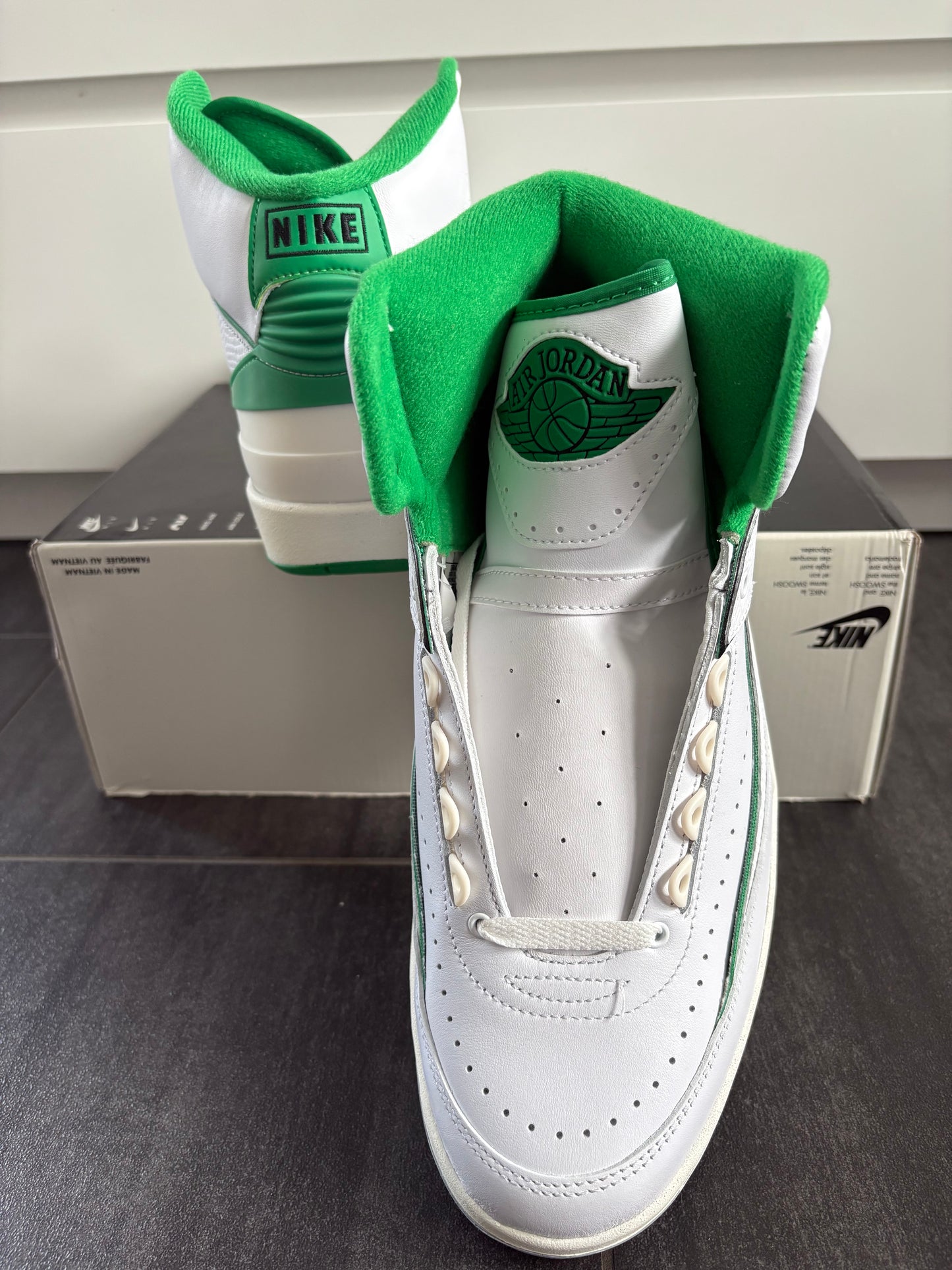 Air Jordan 2 Retro weiss/grün, Größe wählbar
