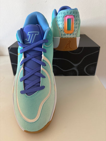 Nike Jordan Tatum 4, in weiß/türkis/blau, Größe wählbar